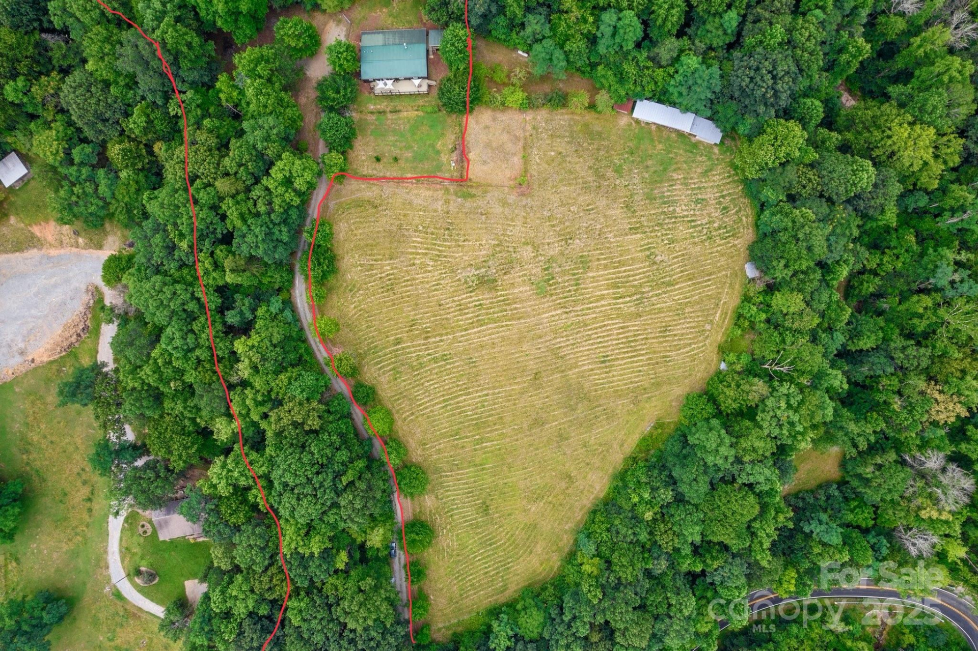 8252 Holbert Cove Road - Photo 3