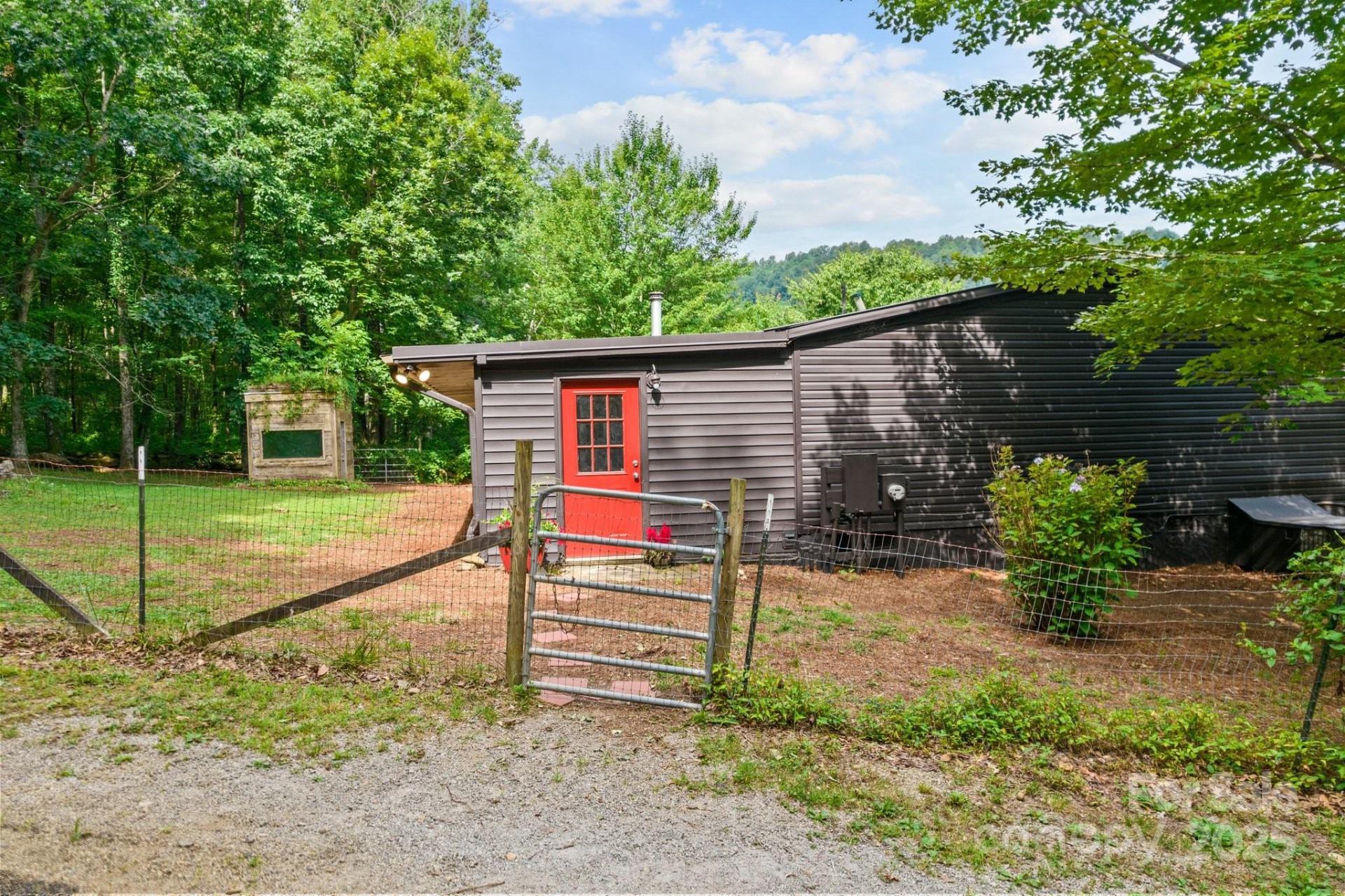 8252 Holbert Cove Road - Photo 25