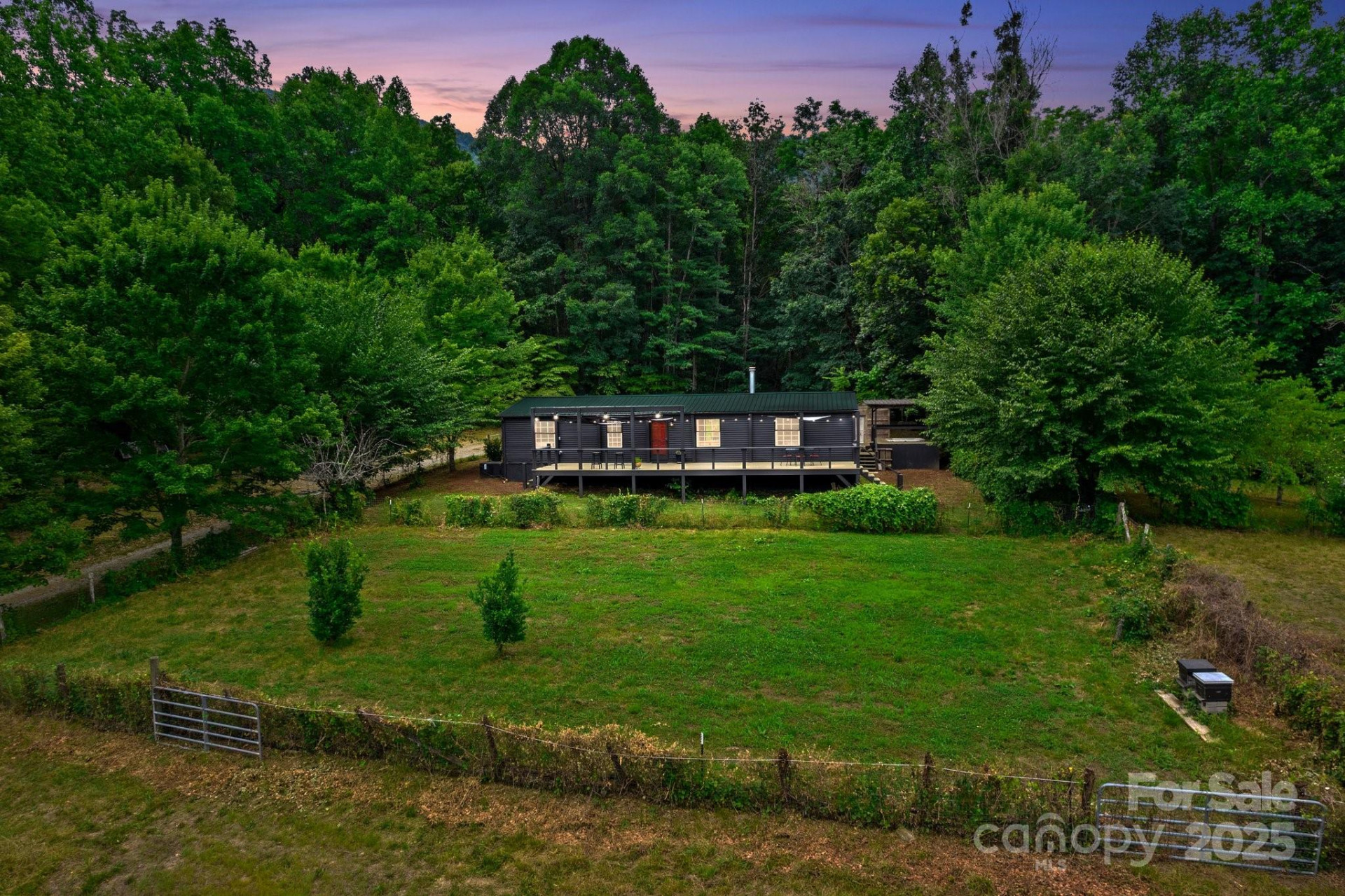 8252 Holbert Cove Road - Photo 4