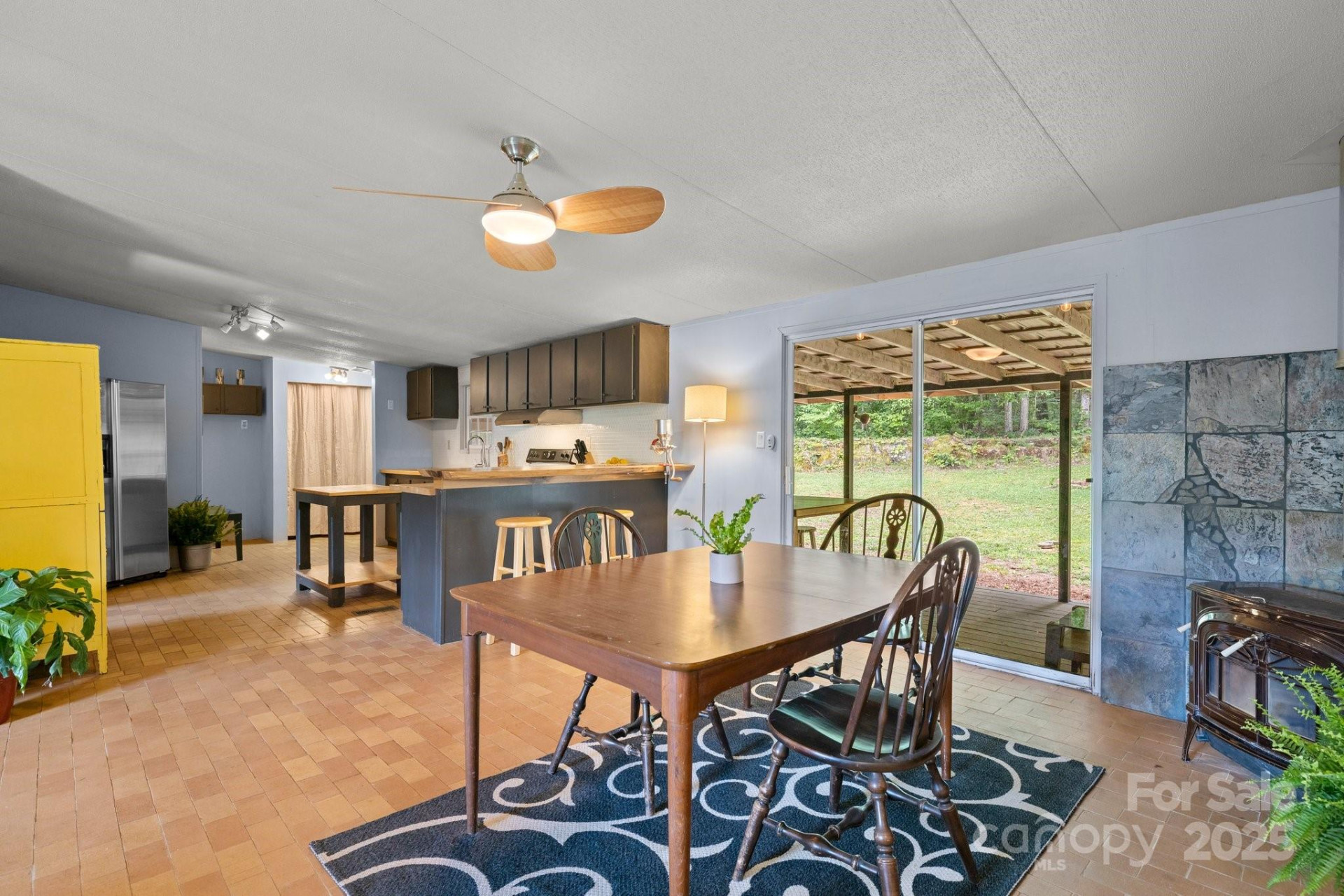8252 Holbert Cove Road - Photo 9