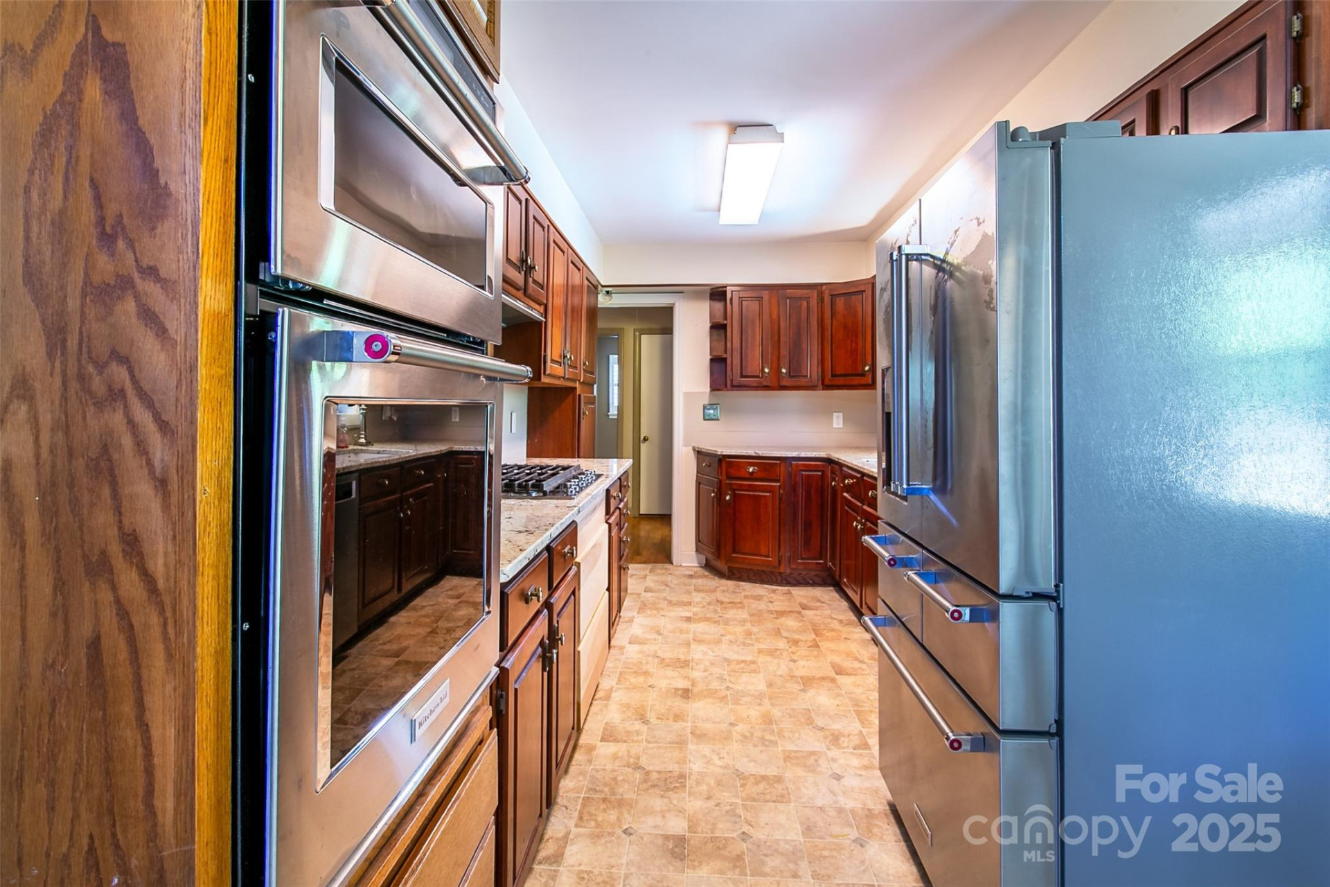 75 Hawthorne Drive - Photo 16