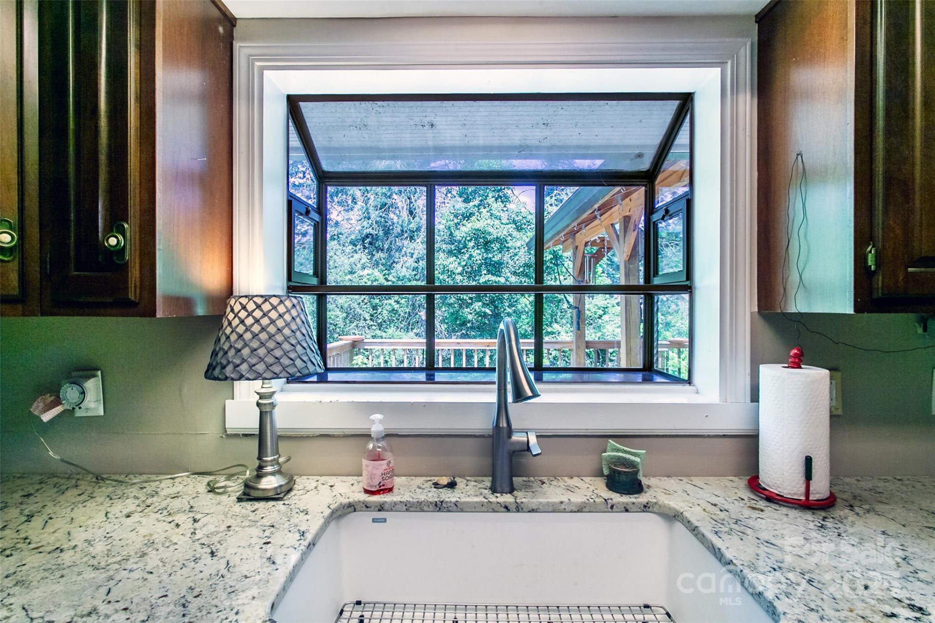 75 Hawthorne Drive - Photo 18