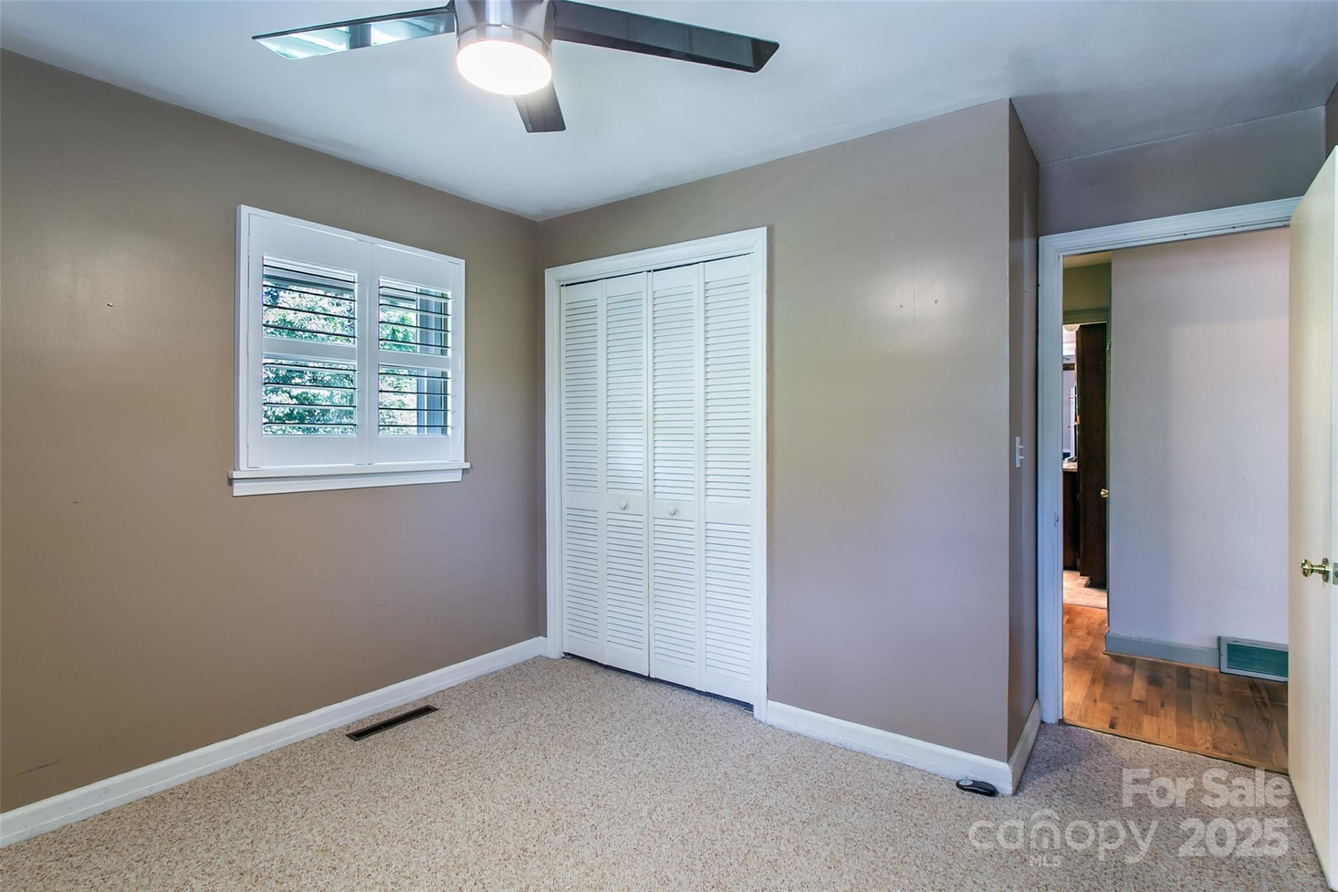 75 Hawthorne Drive - Photo 22