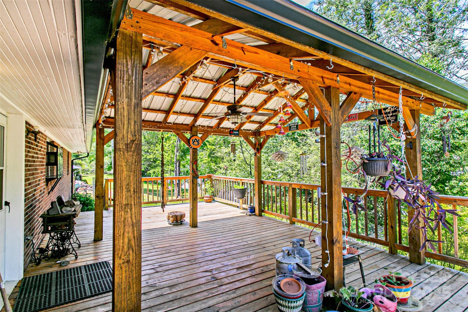 75 Hawthorne Drive - Photo 35