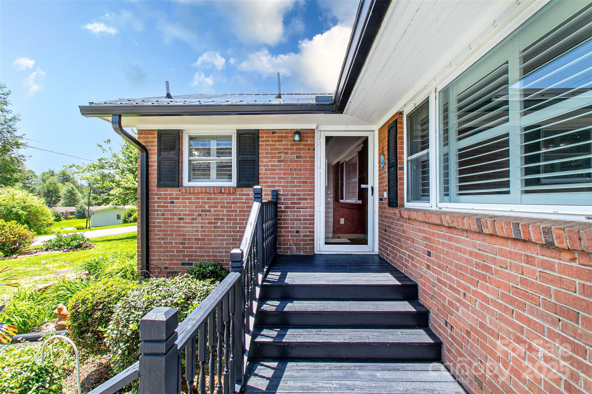 75 Hawthorne Drive - Photo 36