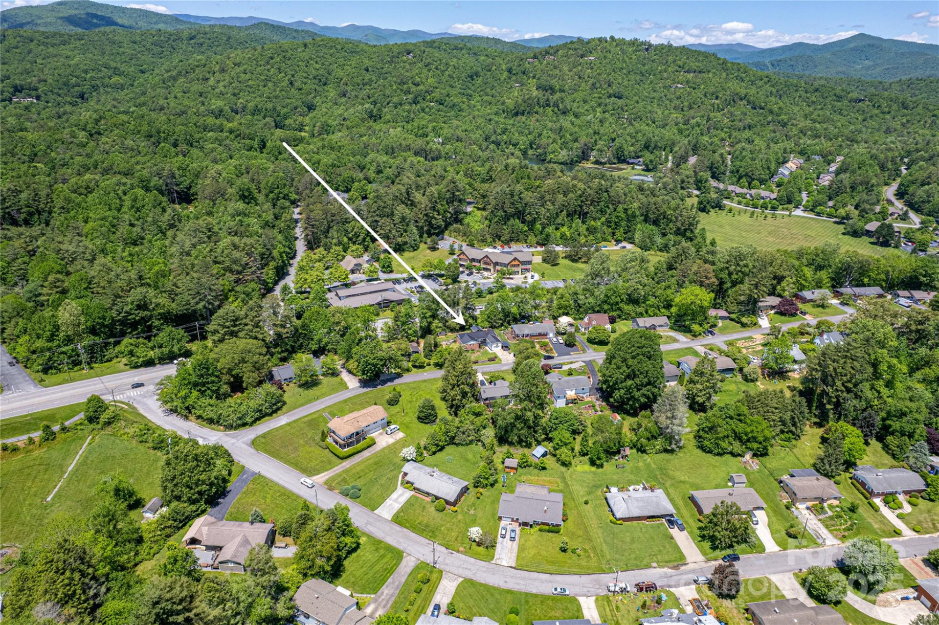 75 Hawthorne Drive - Photo 9