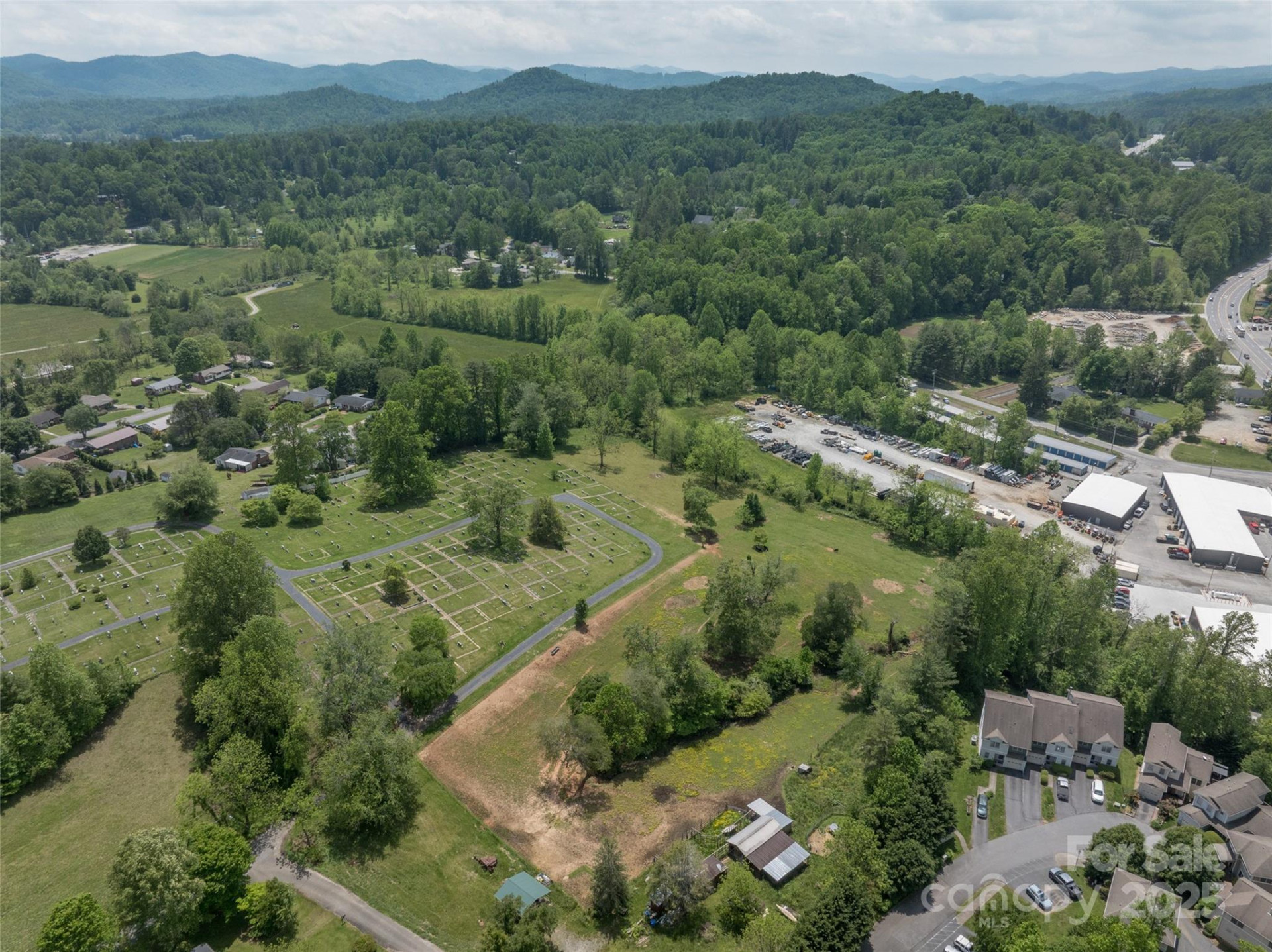 99999 Hamilton Drive - Photo 4