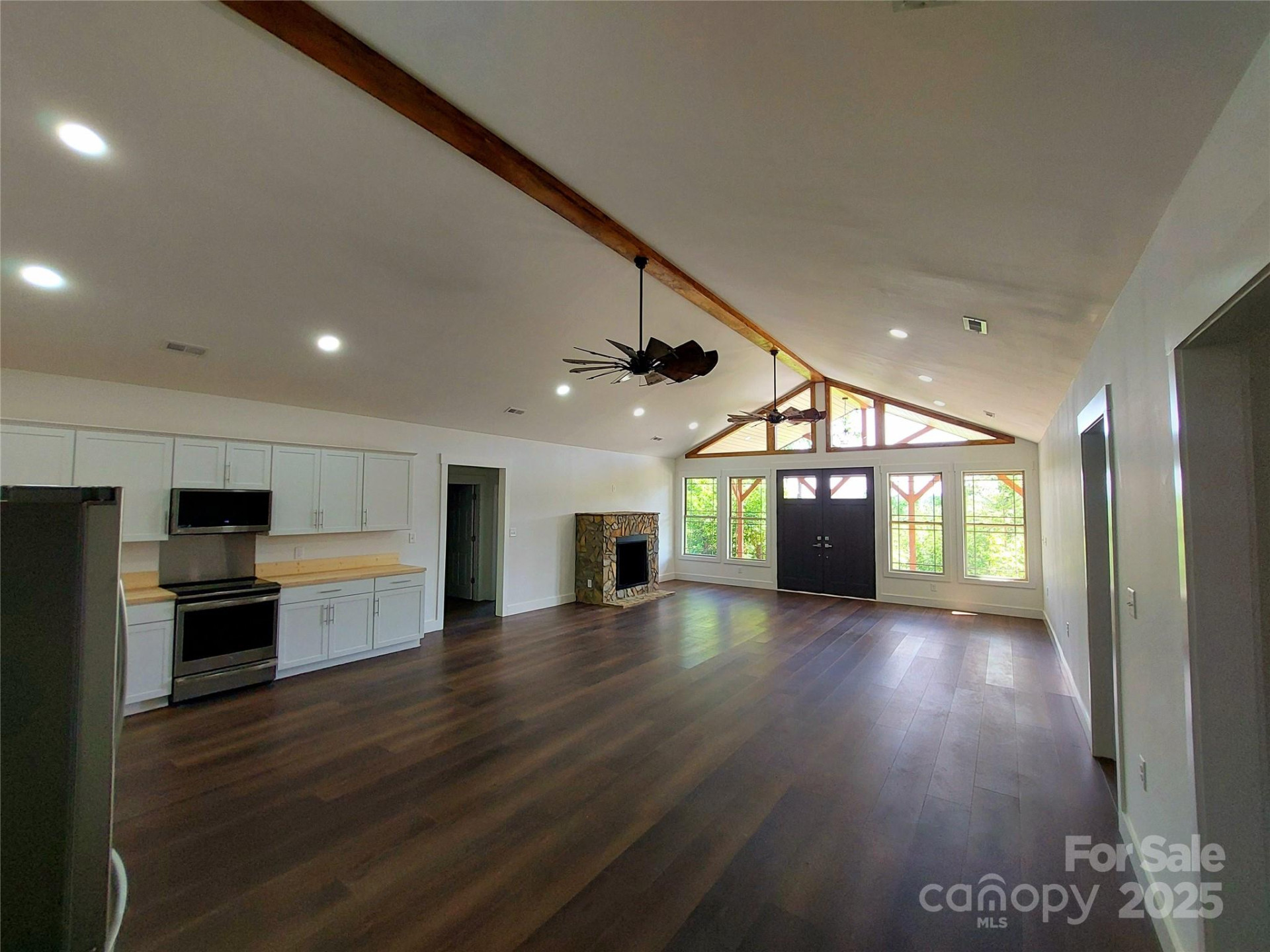401 Constant Lane - Photo 9