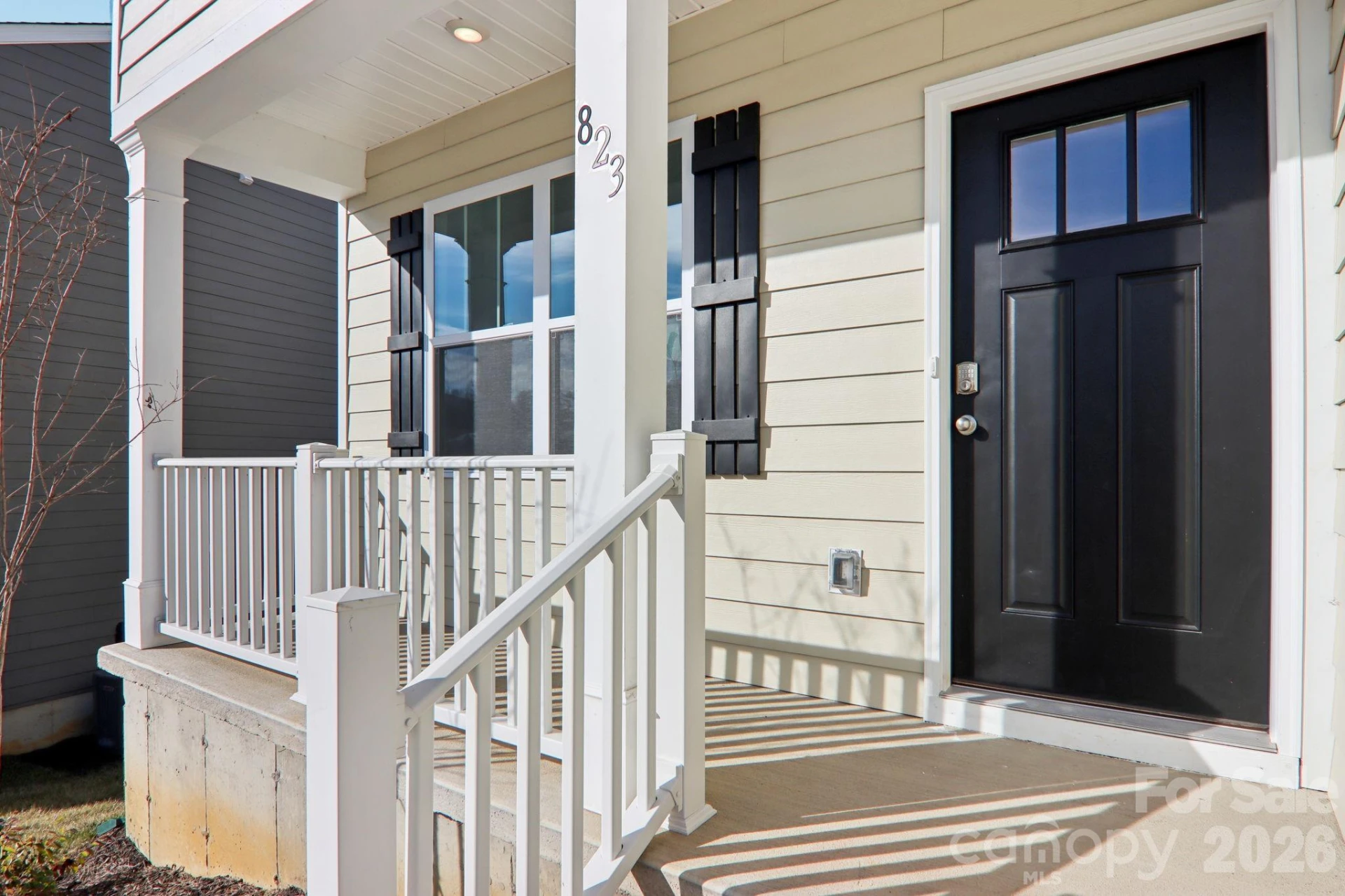 823 Adelston Lane - Photo 4