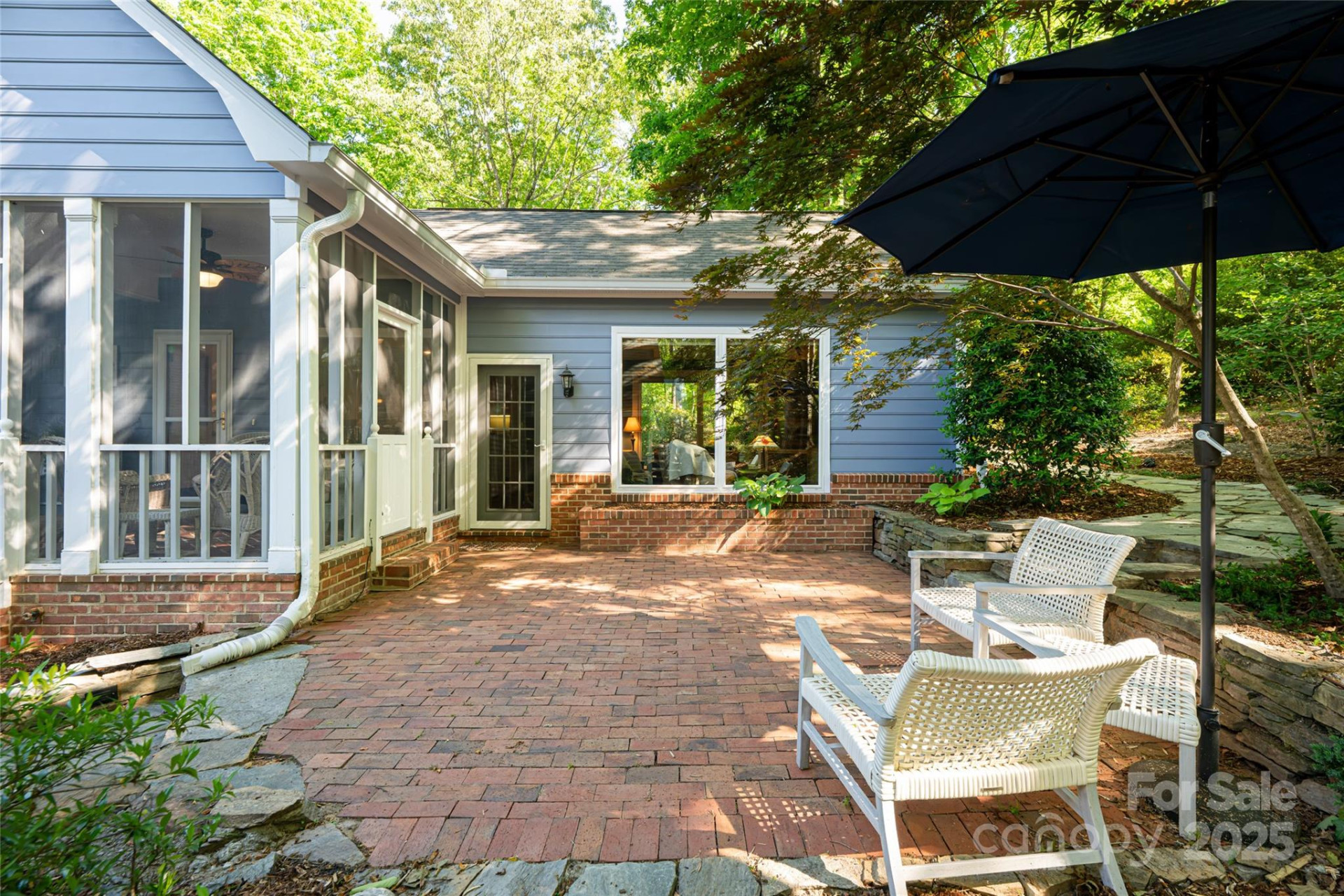 287 Anne Street - Photo 2