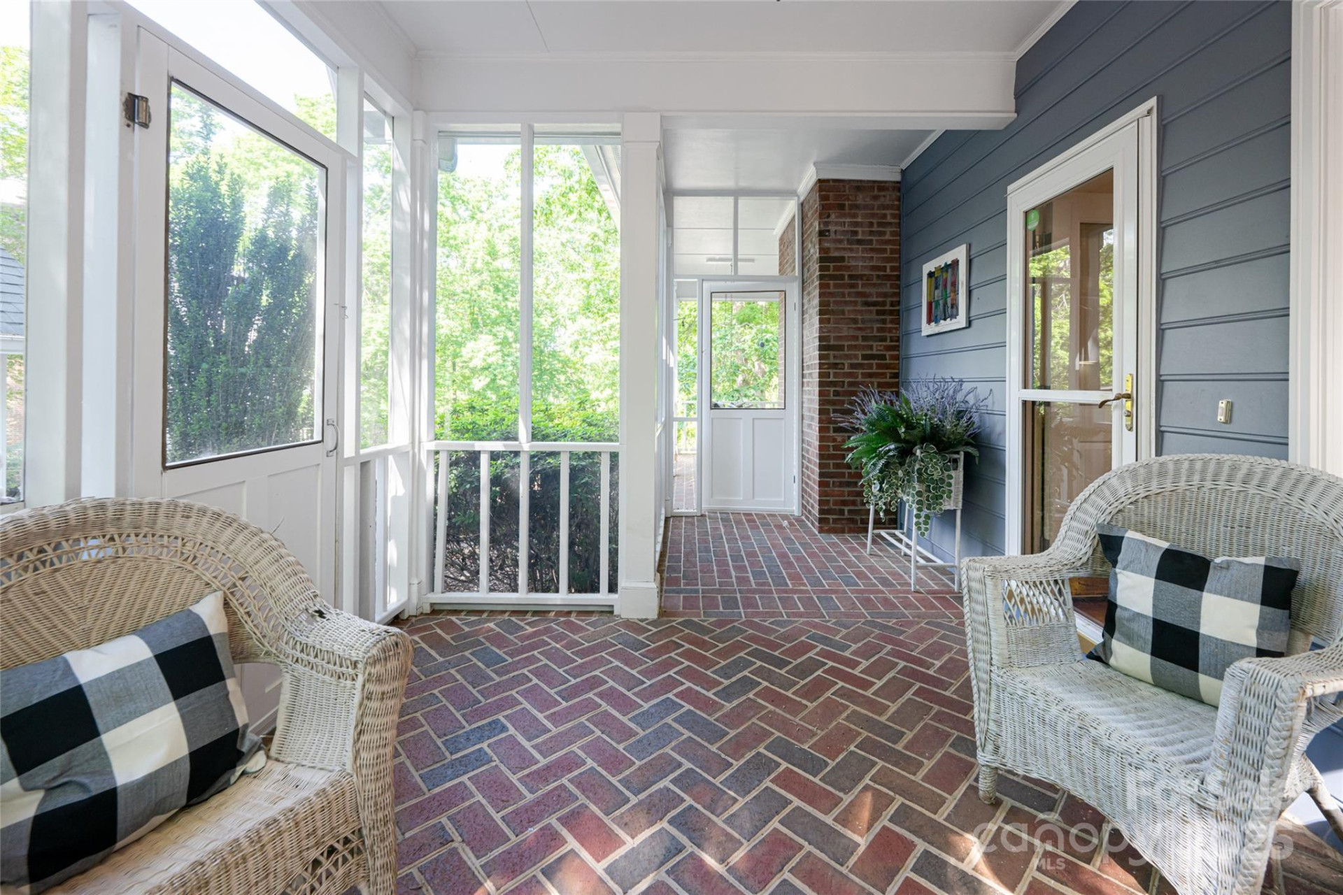 287 Anne Street - Photo 16