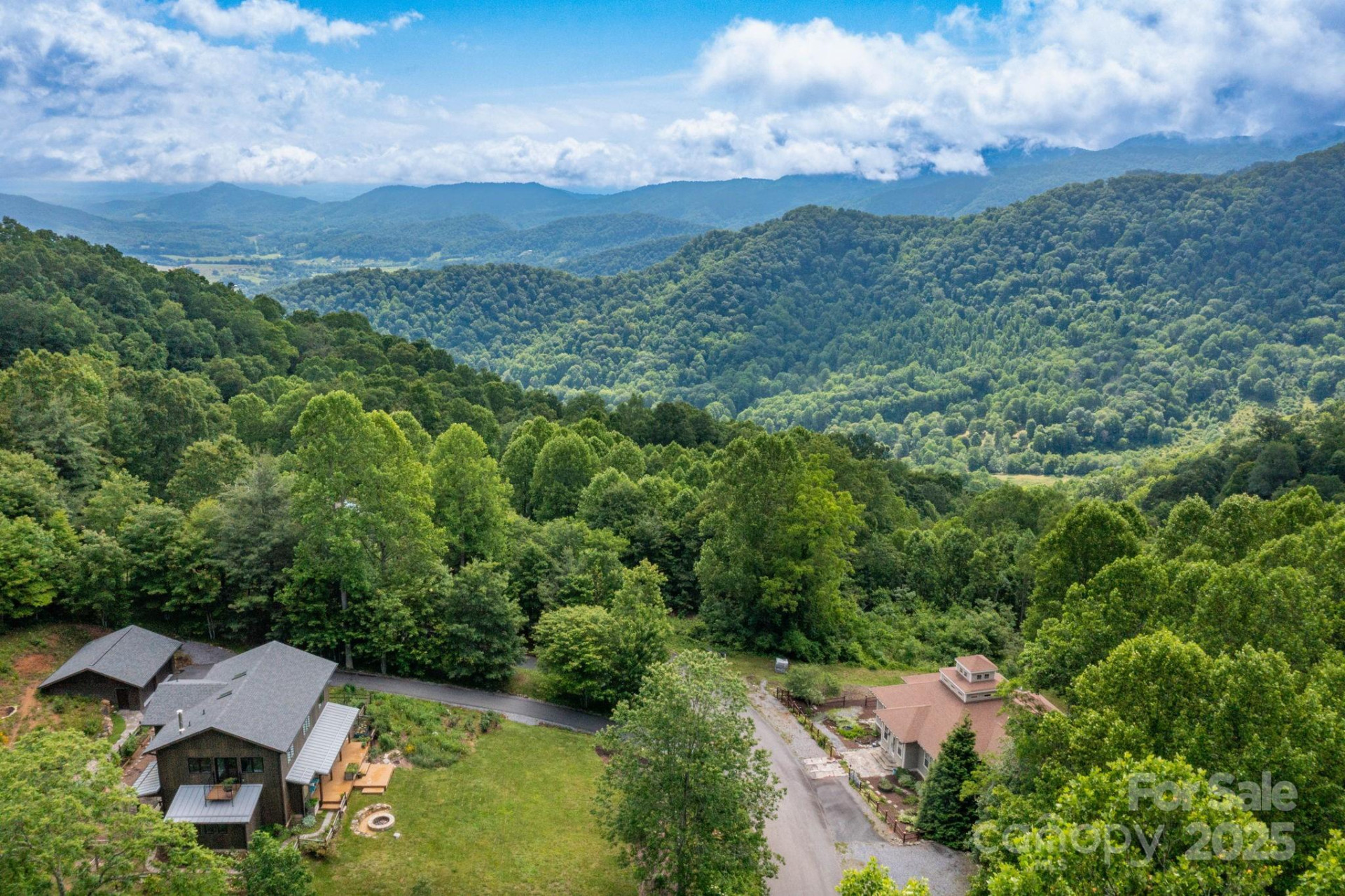 129 Mount Soma Boulevard - Photo 4