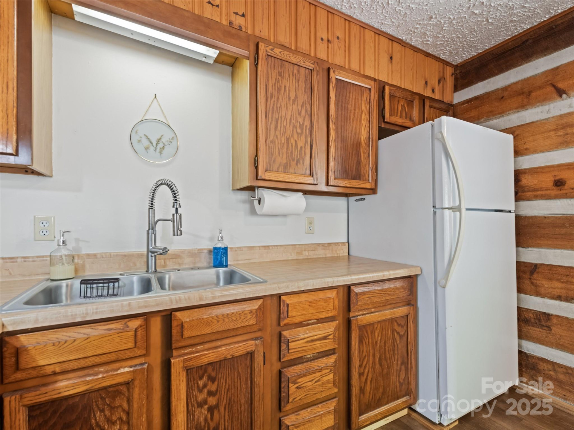 237 Biltmore Circle - Photo 11