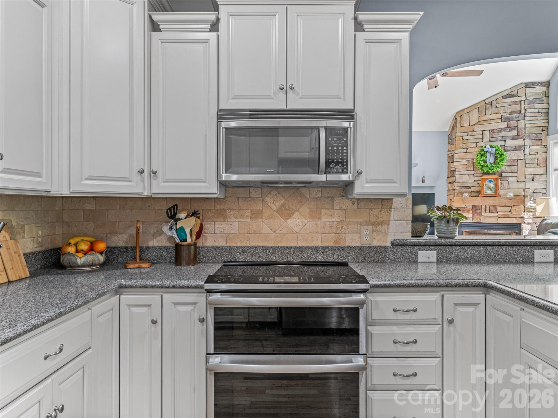 138 Bridlewood Trail - Photo 11