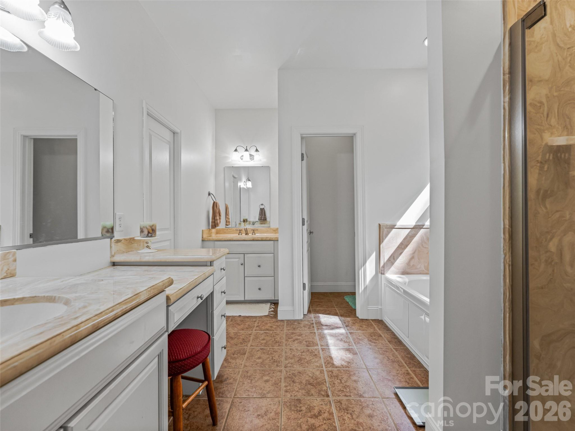 138 Bridlewood Trail - Photo 21