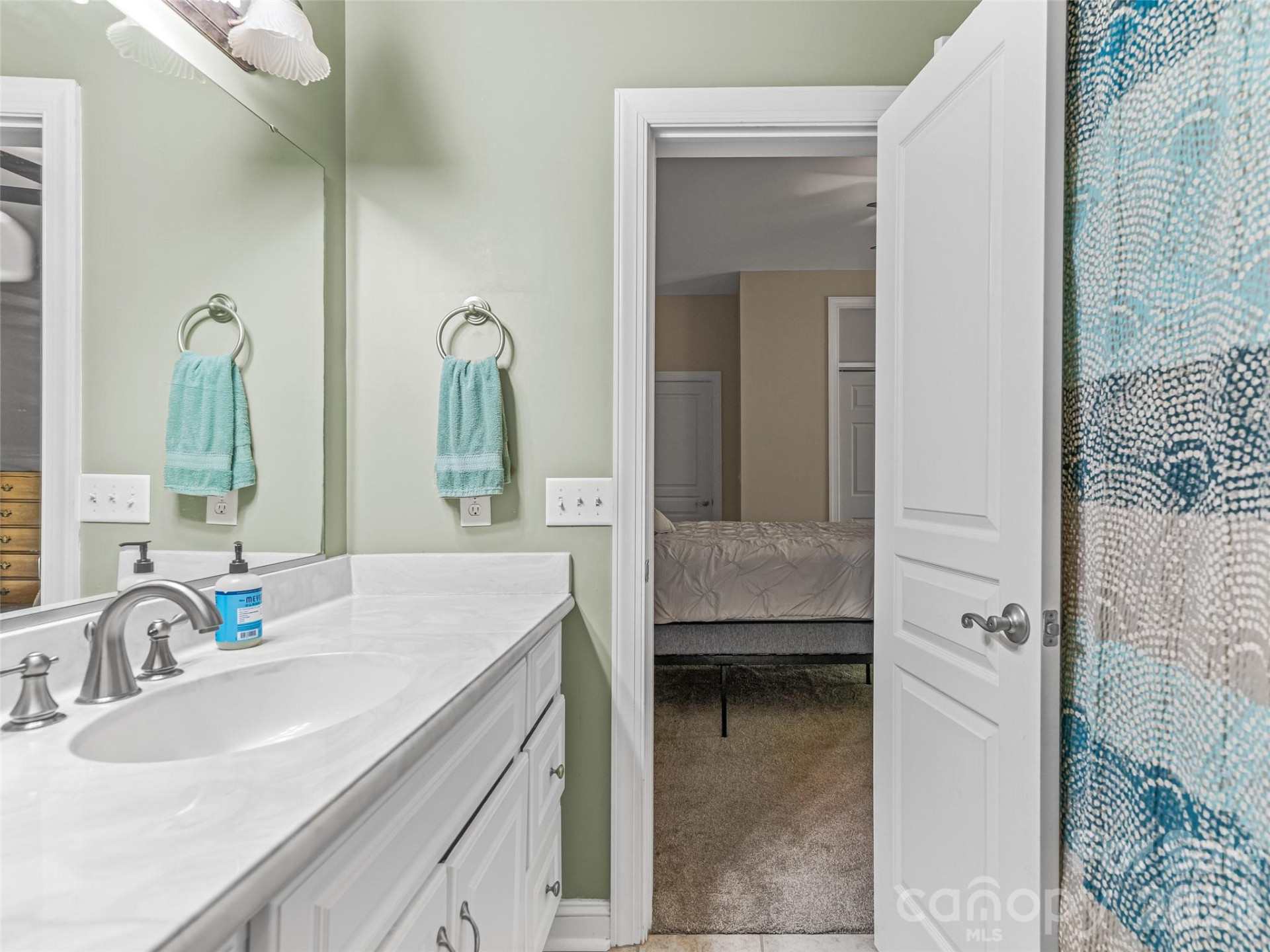138 Bridlewood Trail - Photo 35