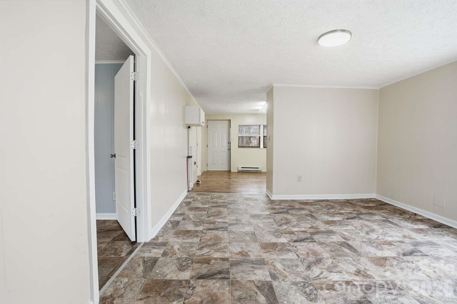 381 Cleghorn Street - Photo 4