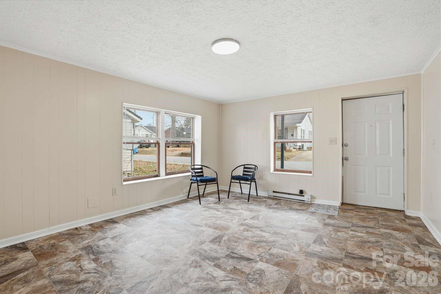 381 Cleghorn Street - Photo 6