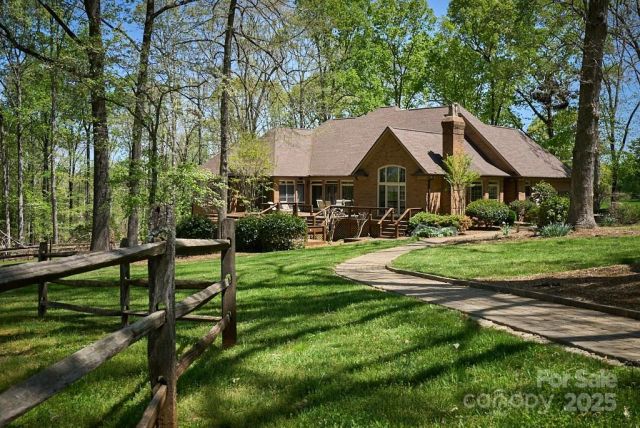 201 Hughes Creek, Columbus, NC, 28722