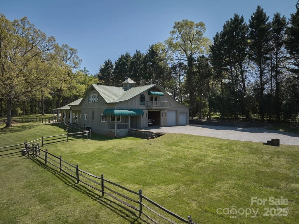 201 Hughes Creek - Photo 21