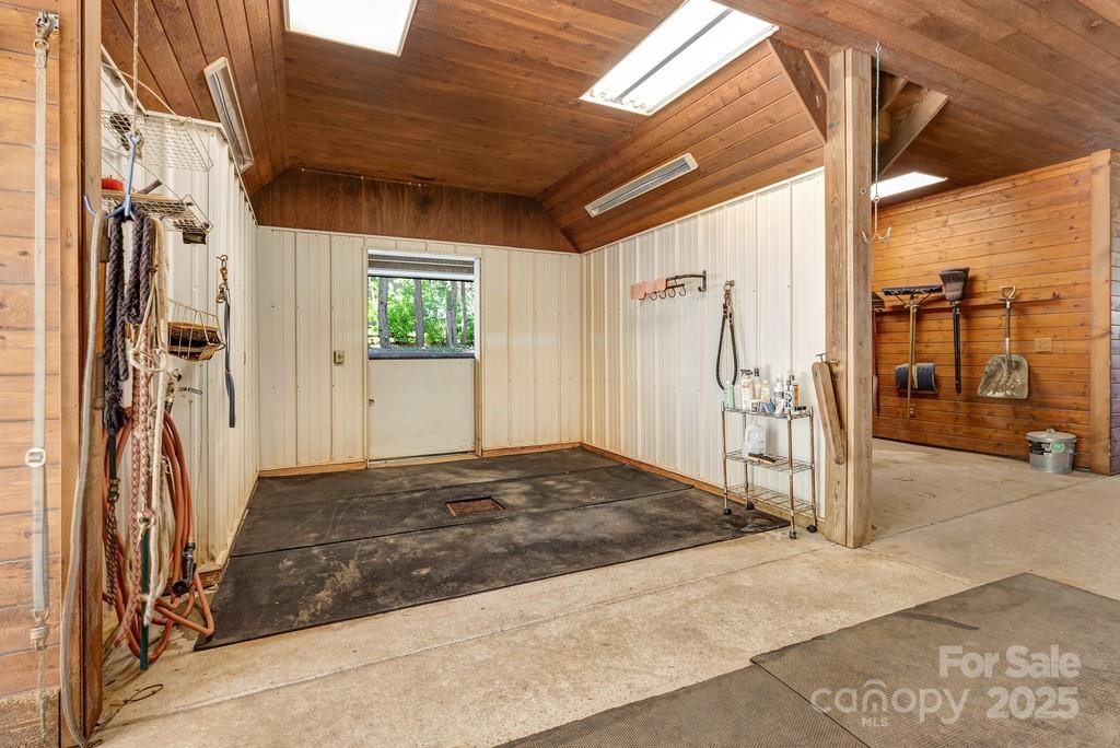 201 Hughes Creek - Photo 23