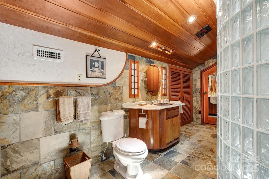 201 Hughes Creek - Photo 27