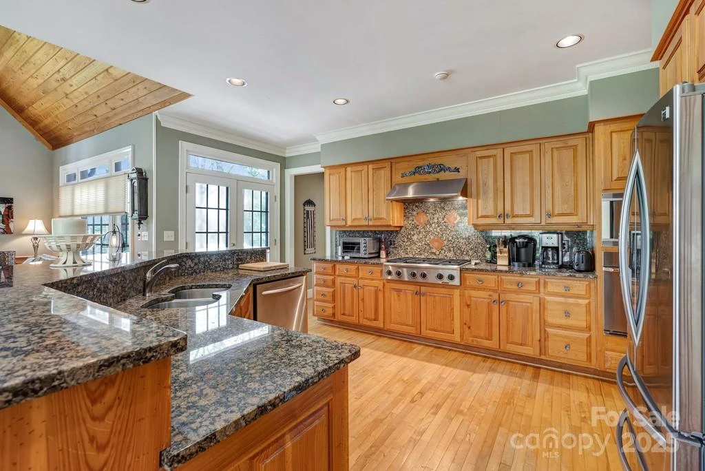 201 Hughes Creek - Photo 7