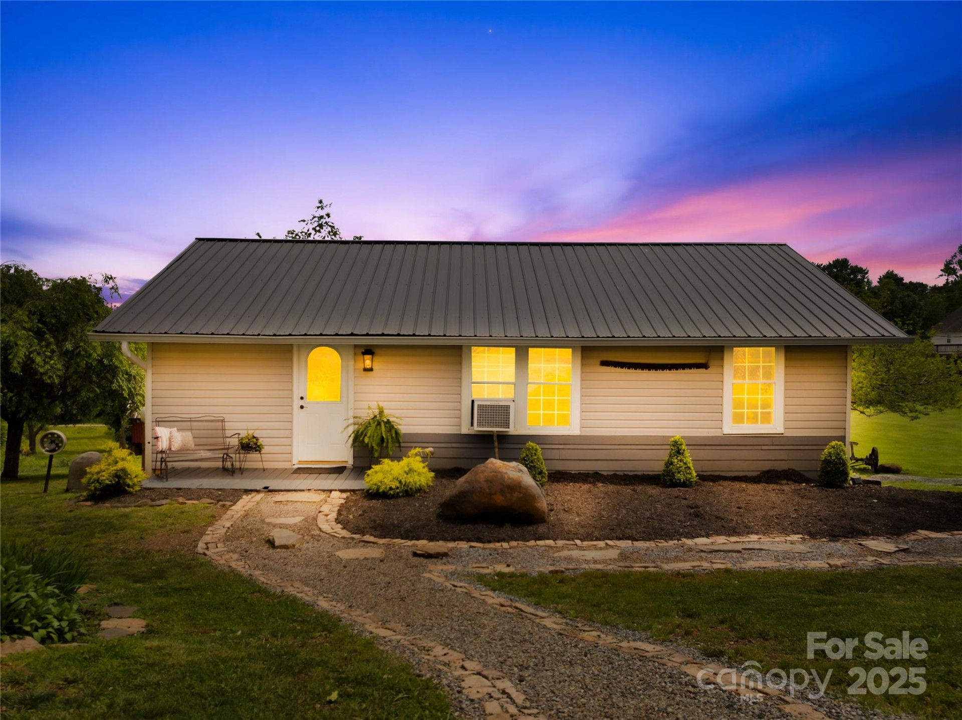 16 Julep Drive - Photo 2