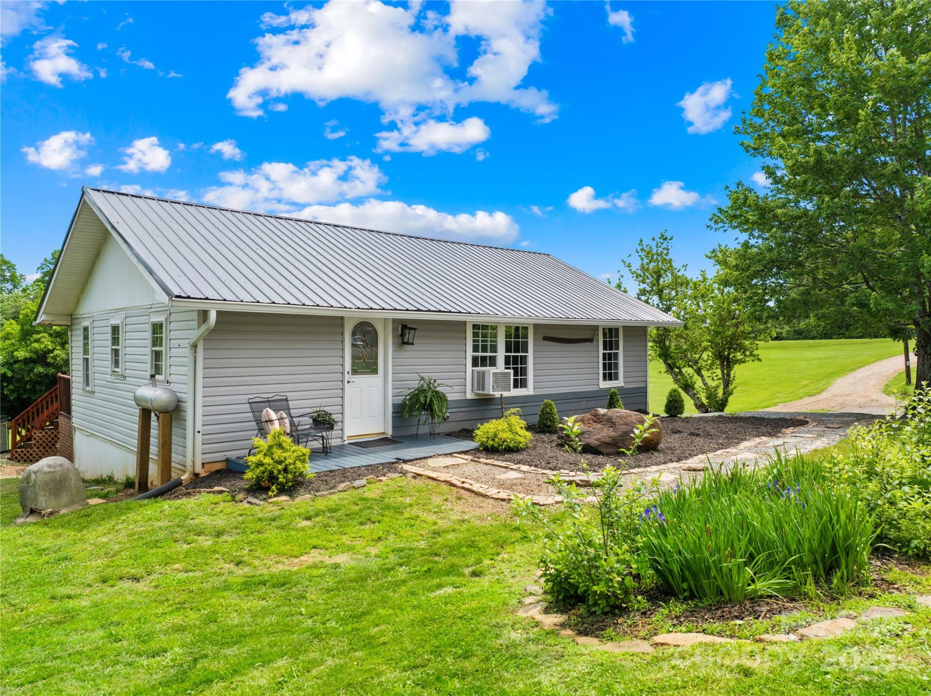 16 Julep Drive - Photo 3