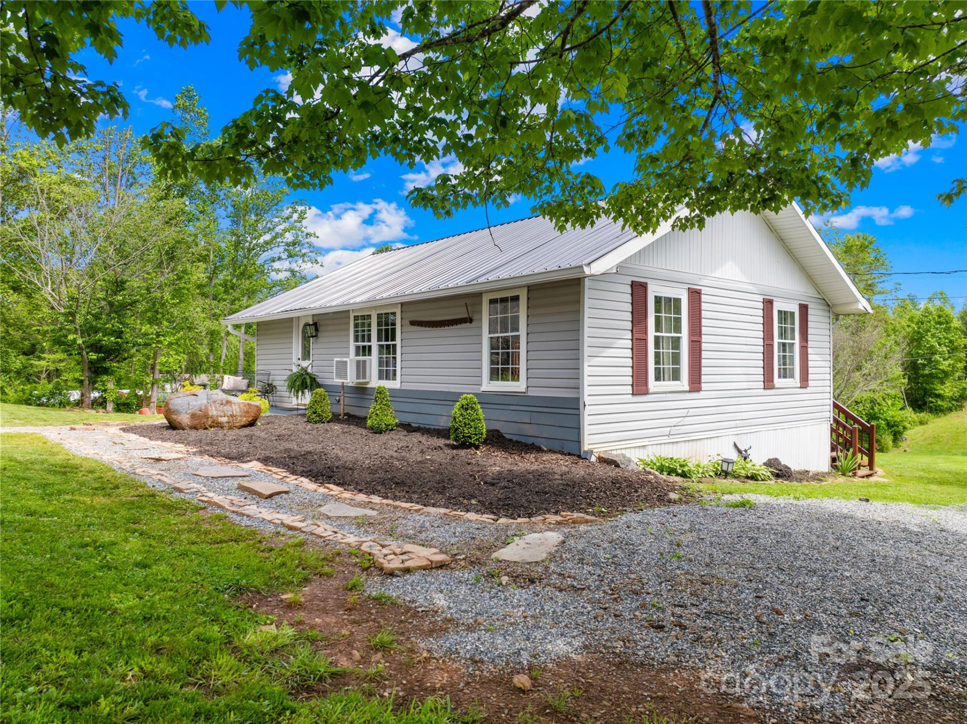 16 Julep Drive - Photo 4