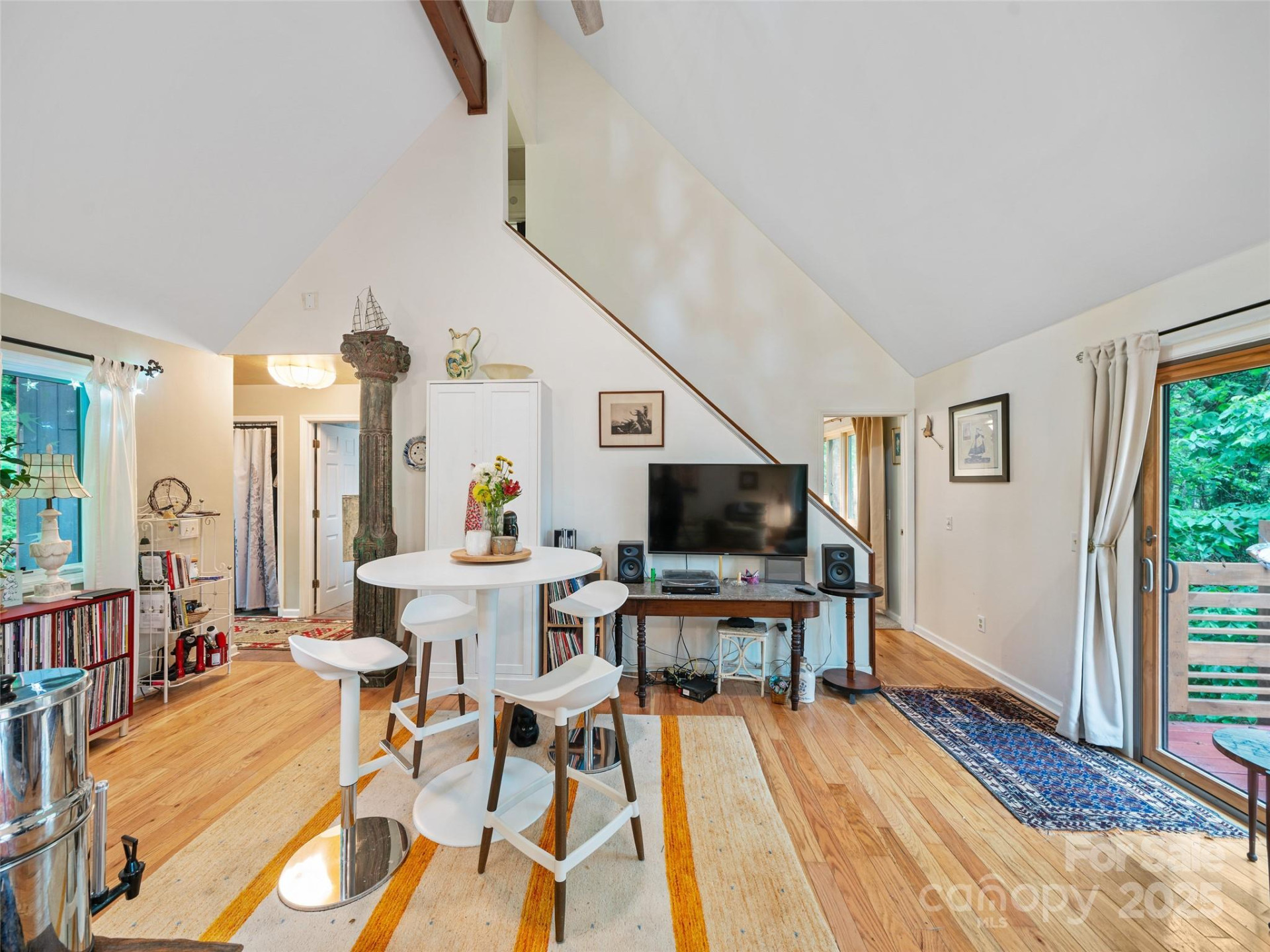 278 Mount View Drive - Photo 10