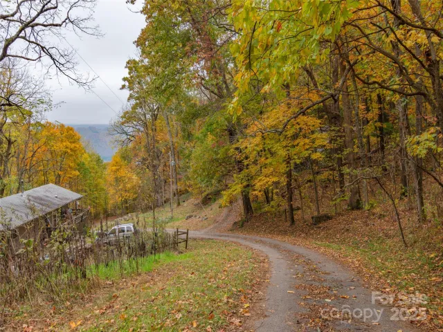 000 Sleepy Hollow Lane, Canton, NC, 28716