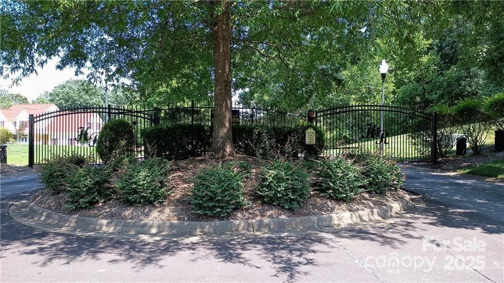 224 Riverwalk Drive - Photo 4