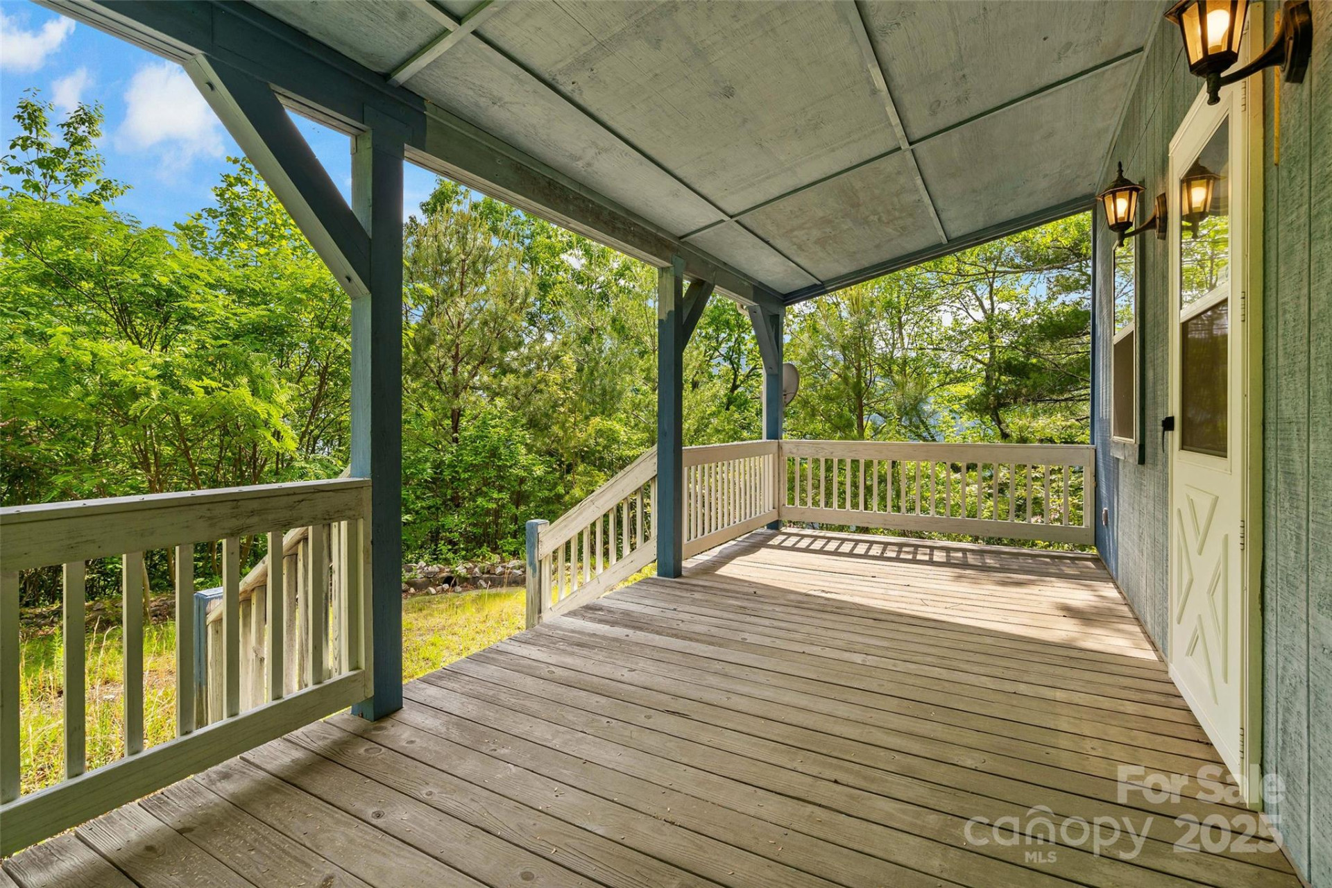 42 Parkway Drive - Photo 4