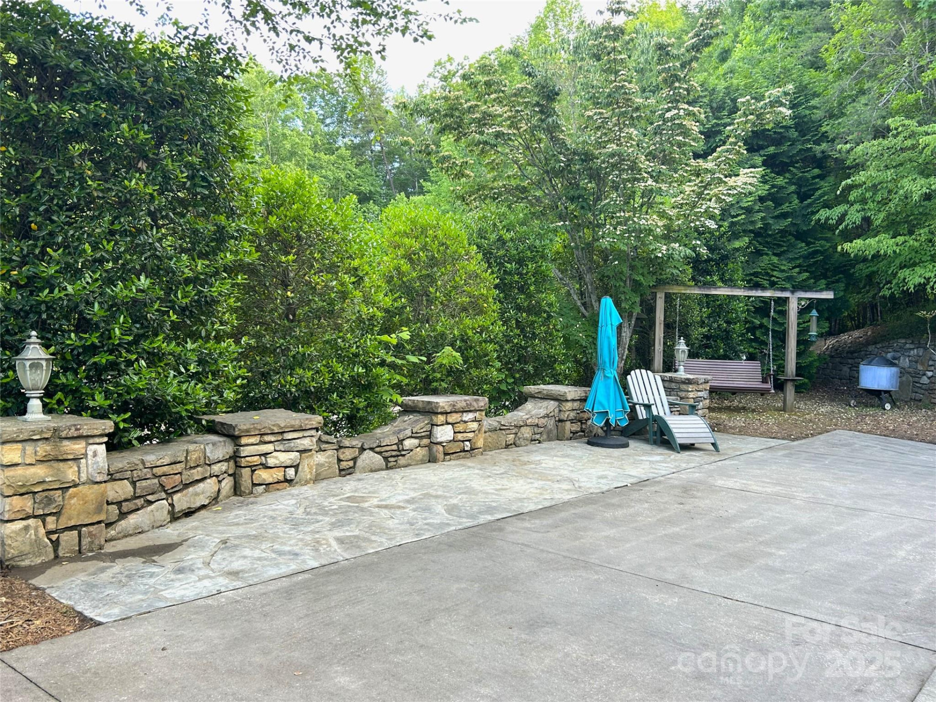 143 Cornell Circle - Photo 5