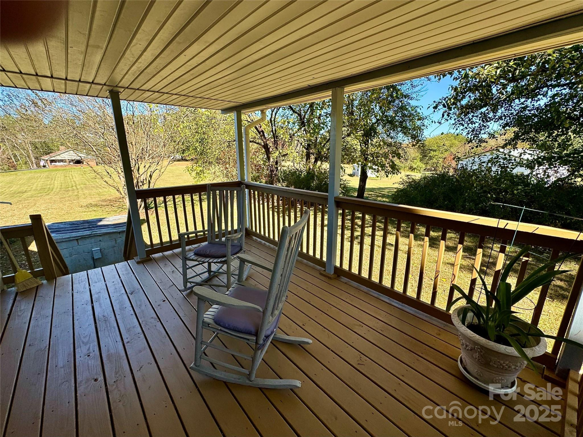 4689 Lakeview Acres Road - Photo 7