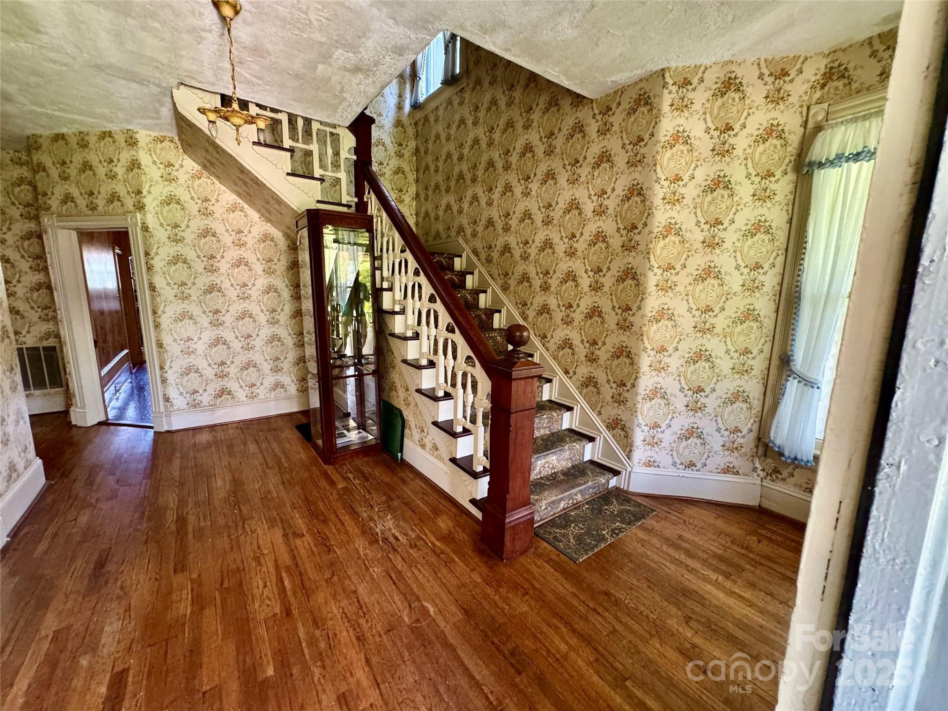 4689 Lakeview Acres Road - Photo 10