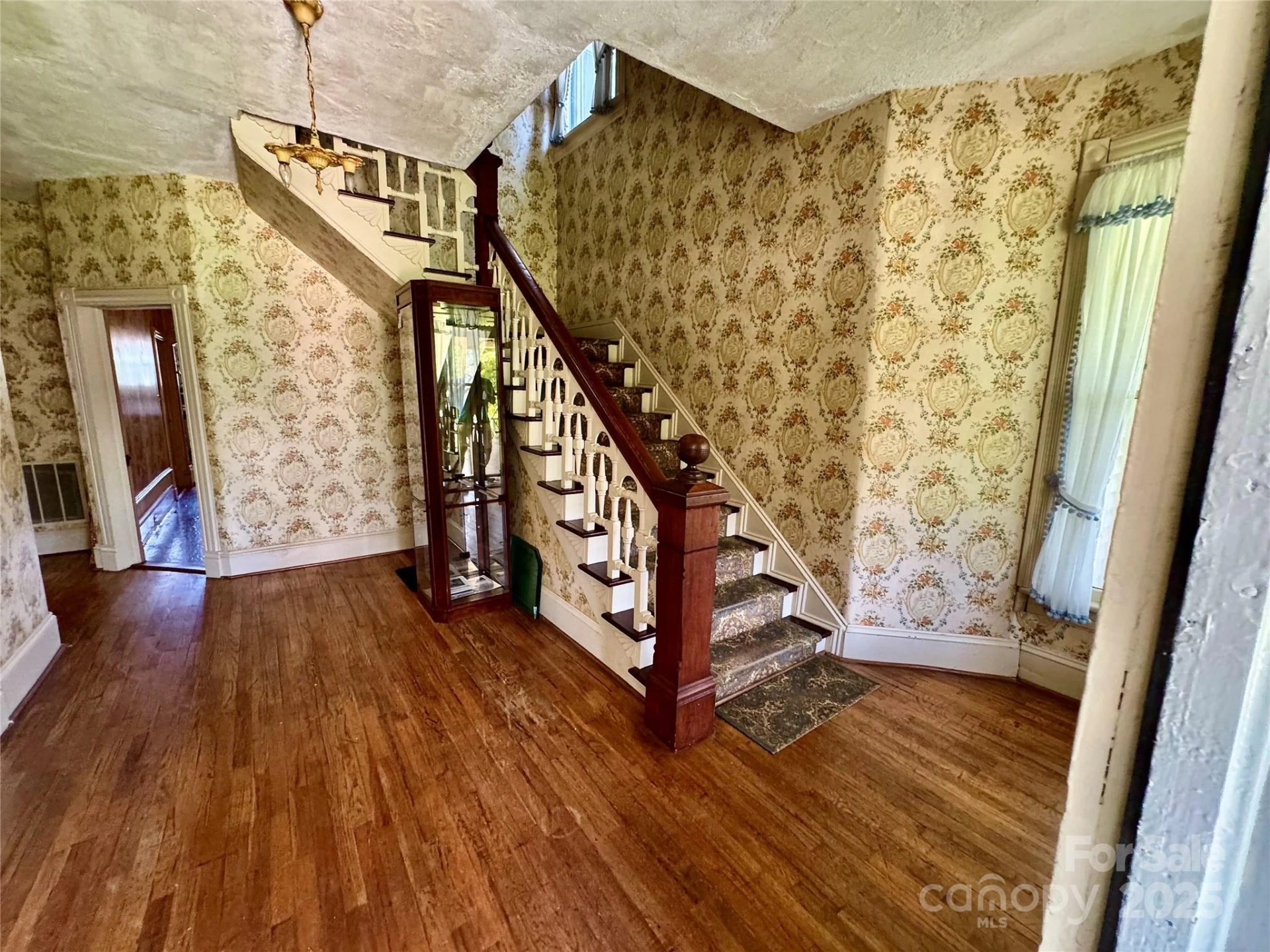 4689 Lakeview Acres Road - Photo 10