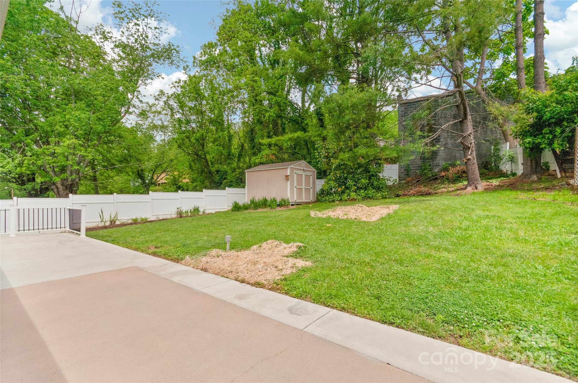 32 Valley Street - Photo 28