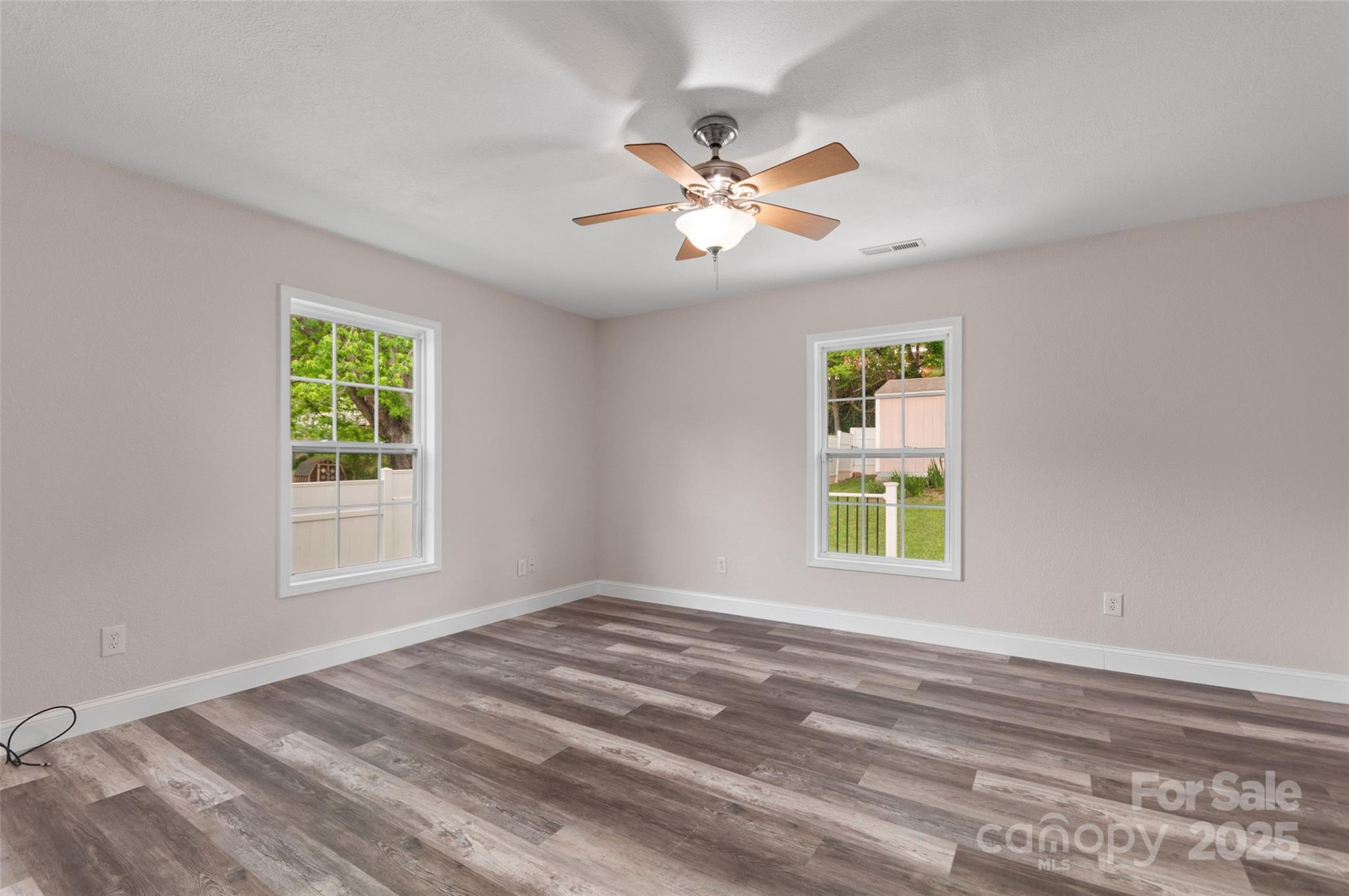 32 Valley Street - Photo 6