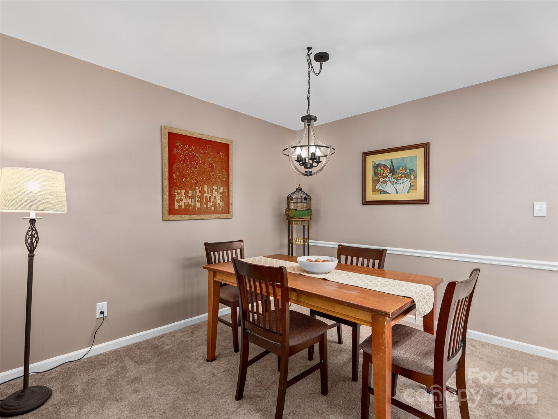 304 Abbey Circle - Photo 5