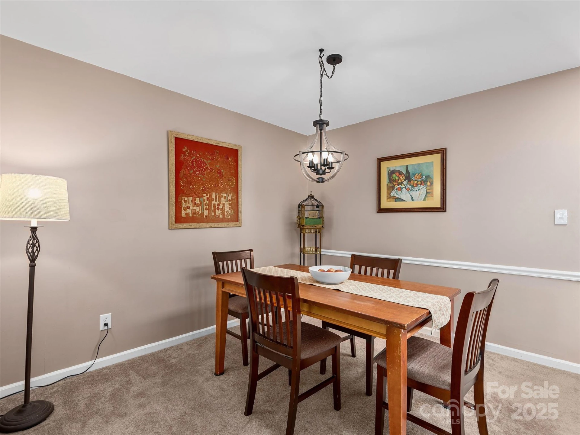 304 Abbey Circle - Photo 5