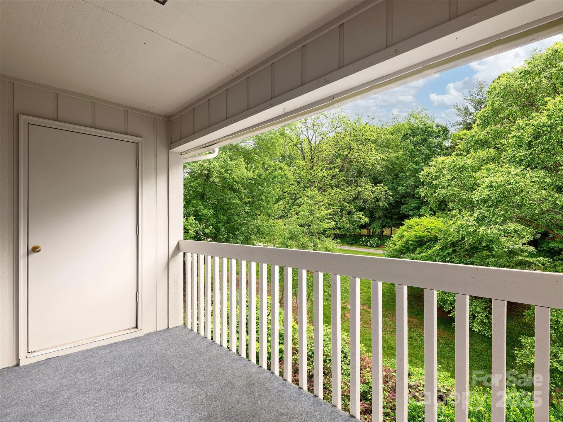 304 Abbey Circle - Photo 7