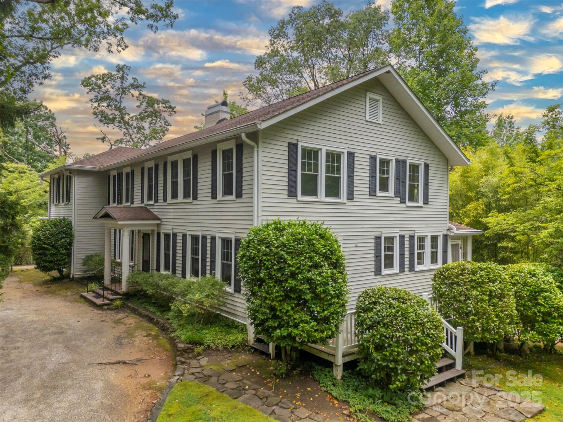 93 Villa Barbara Lane - Photo 2