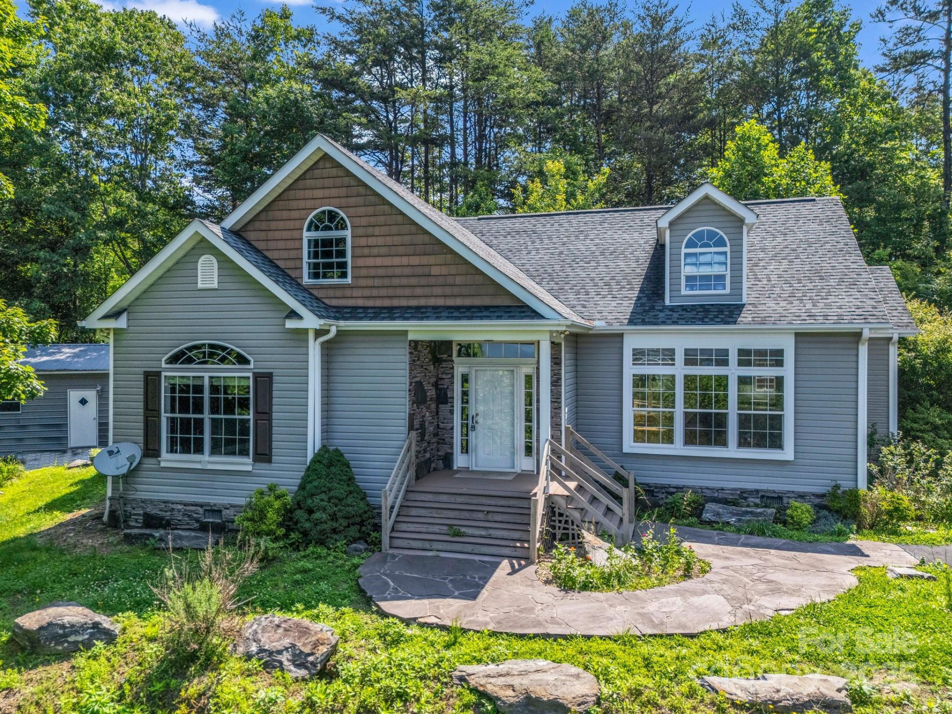 837 California Avenue