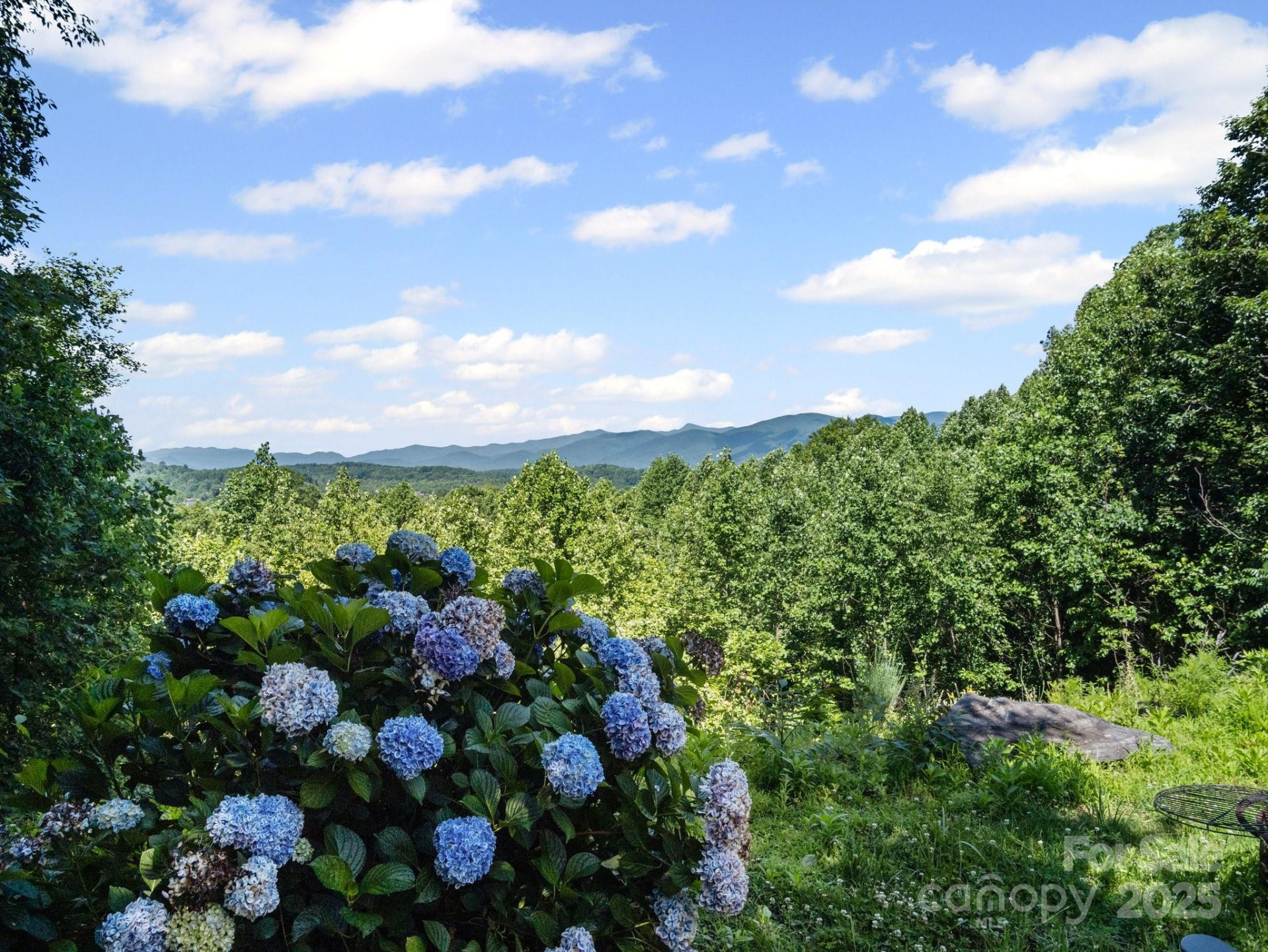 837 California Avenue - Photo 2