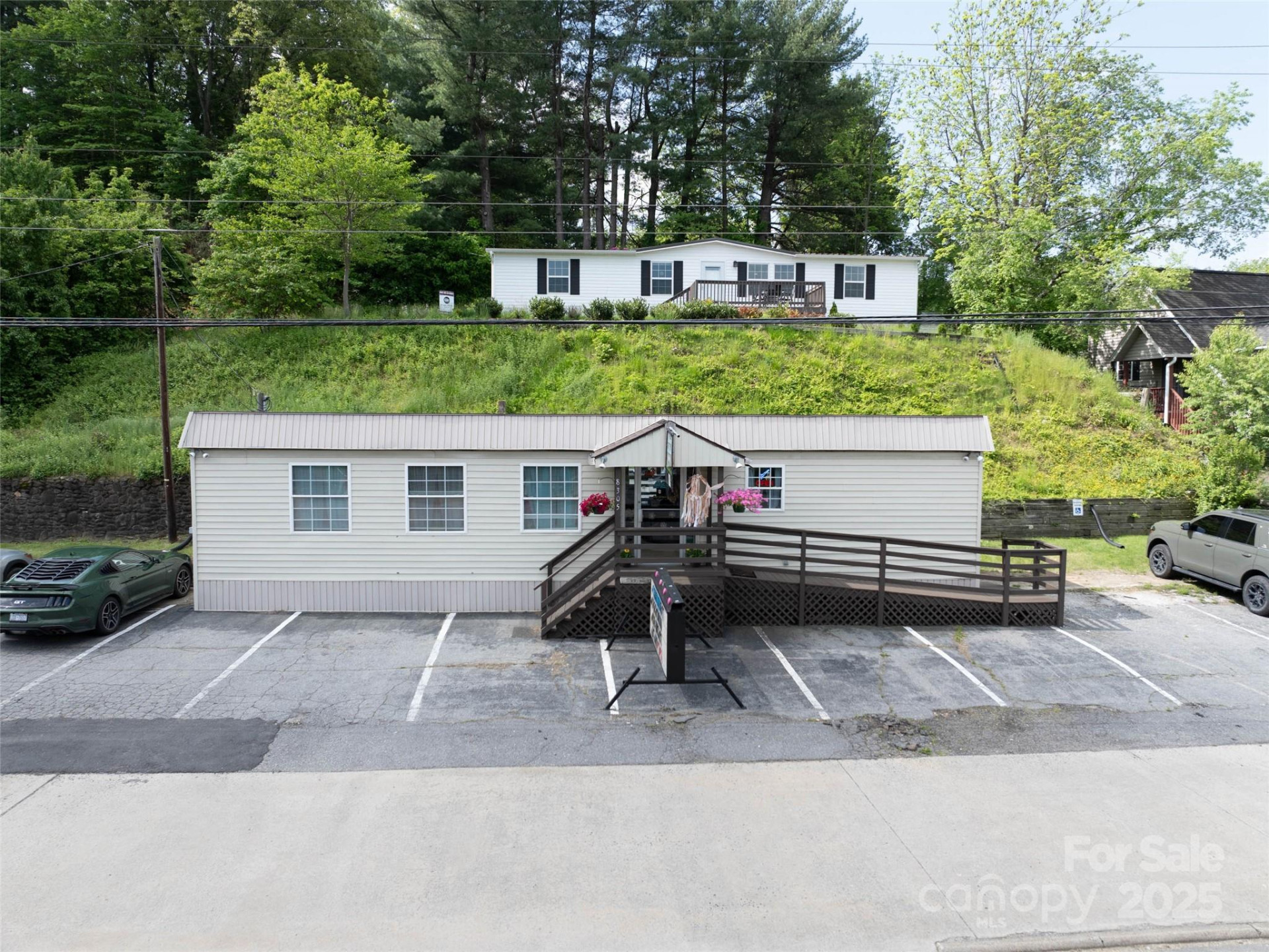 8305 Carolina Boulevard - Photo 4