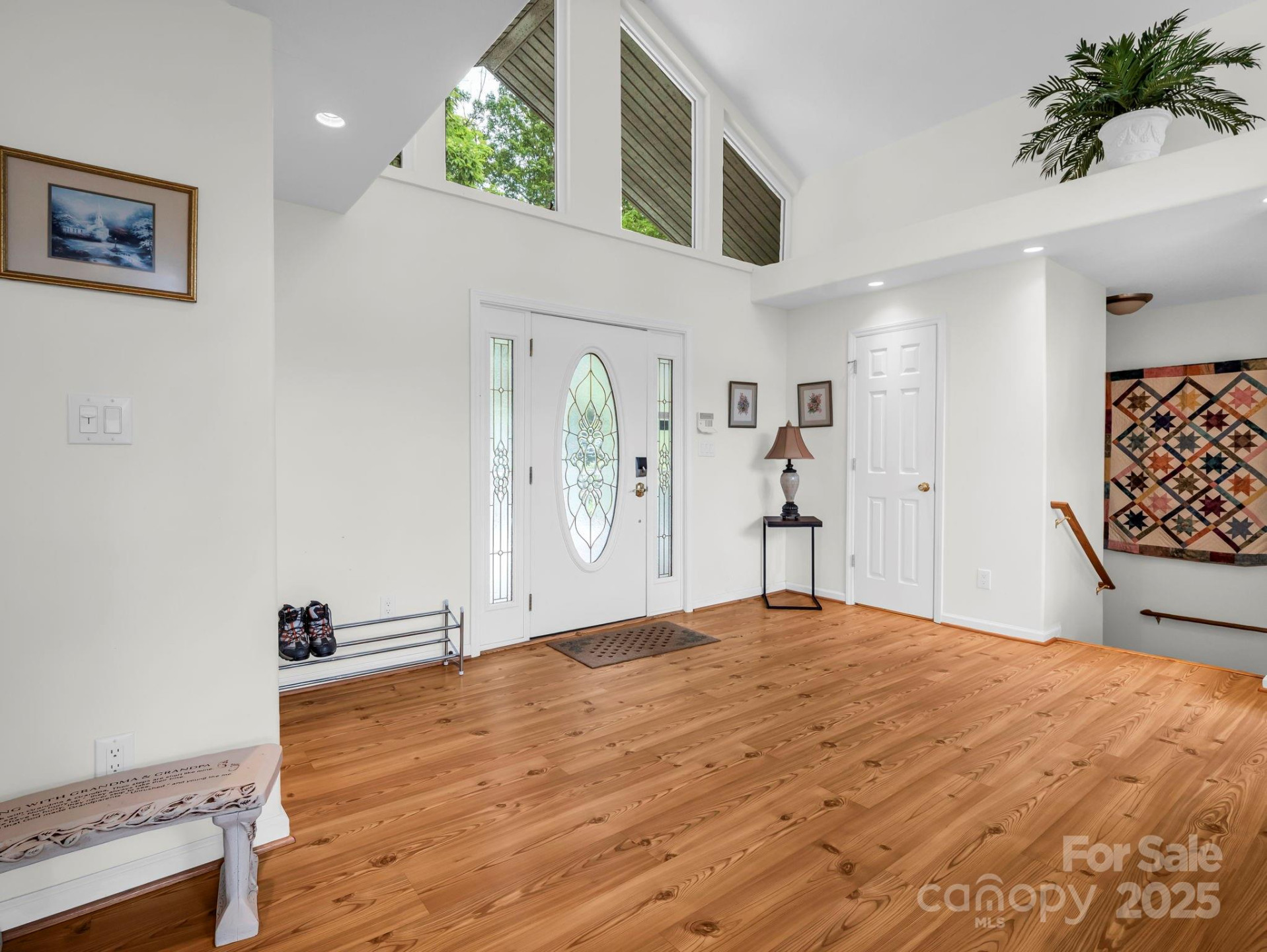 698 Youngs Mountain Drive - Photo 14