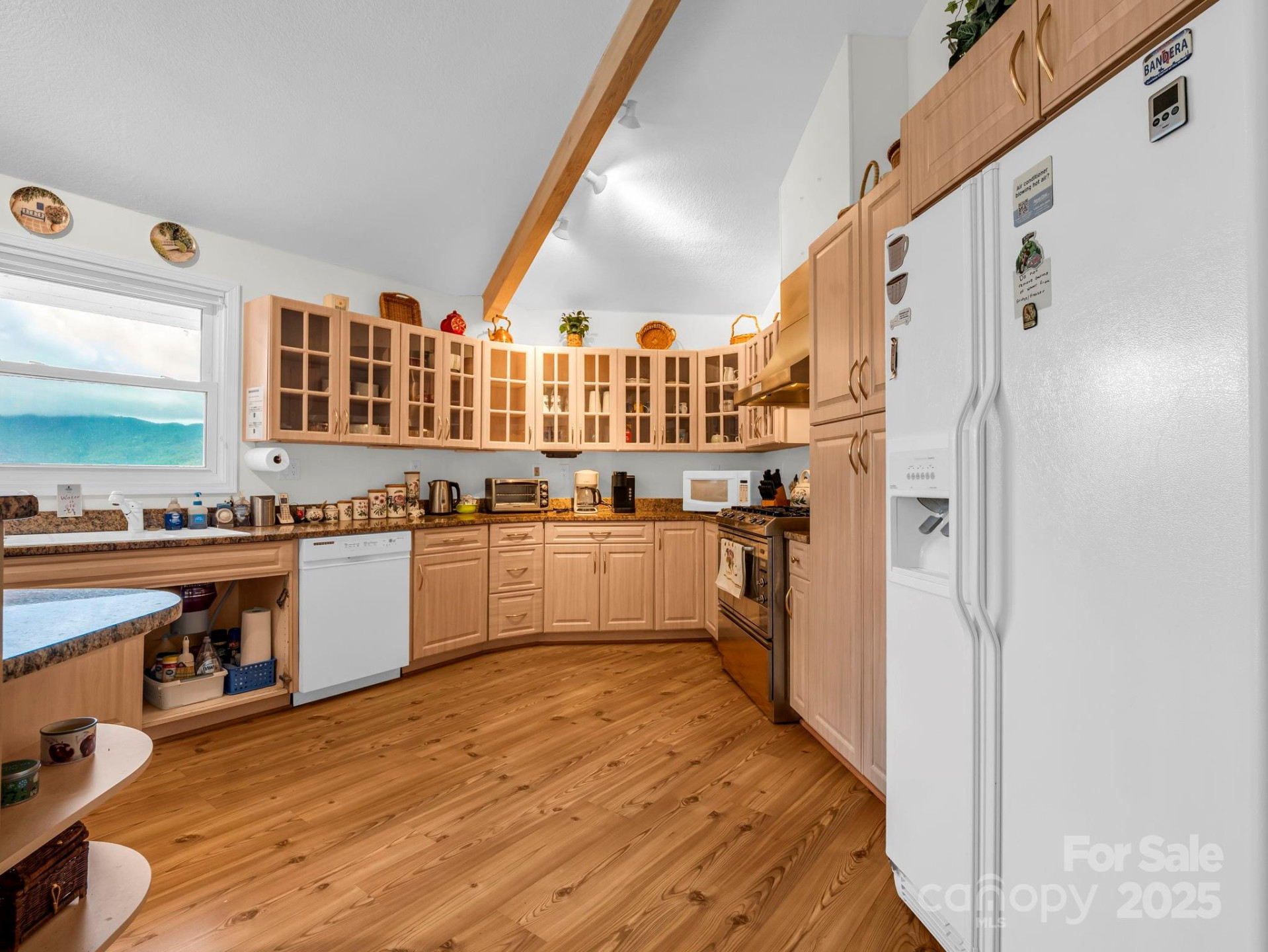 698 Youngs Mountain Drive - Photo 18