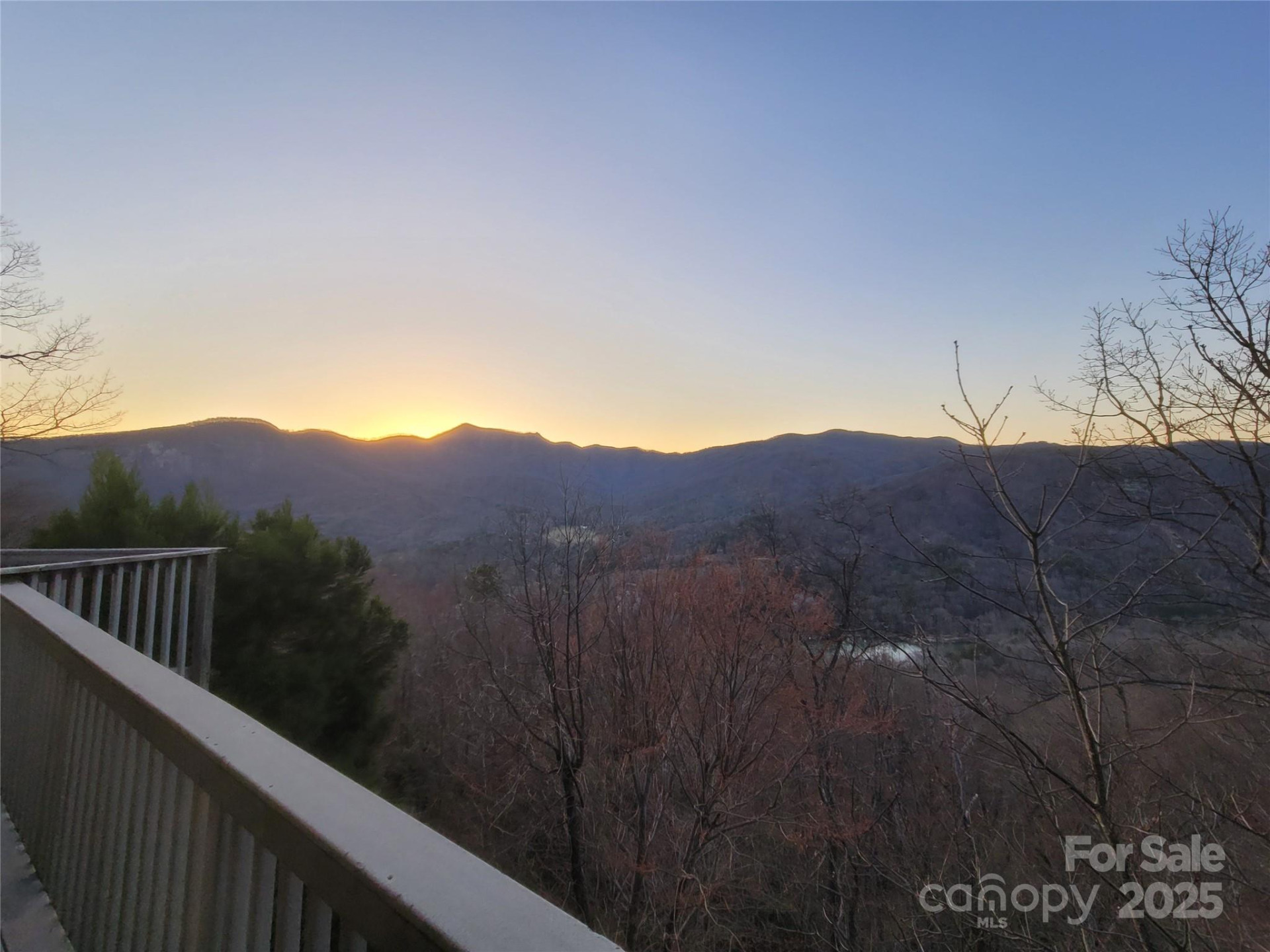 698 Youngs Mountain Drive - Photo 33